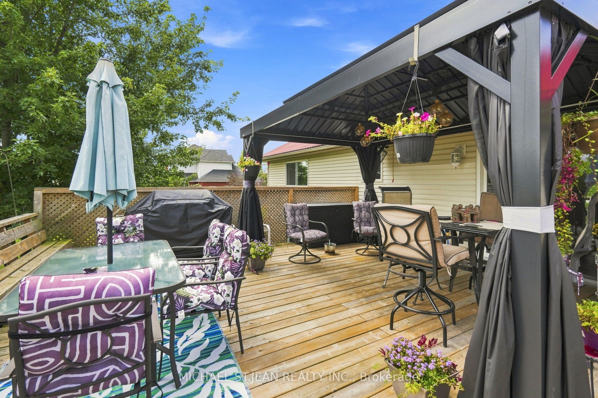 3557 Grimsby Road Property Photo 41
