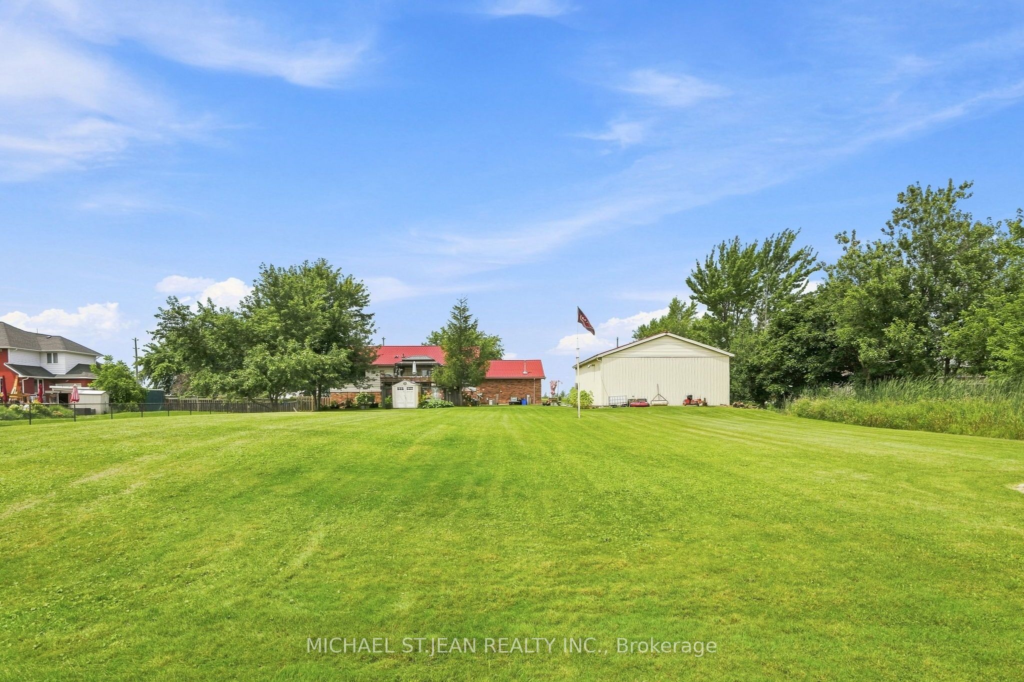 3557 Grimsby Road Property Photo 45