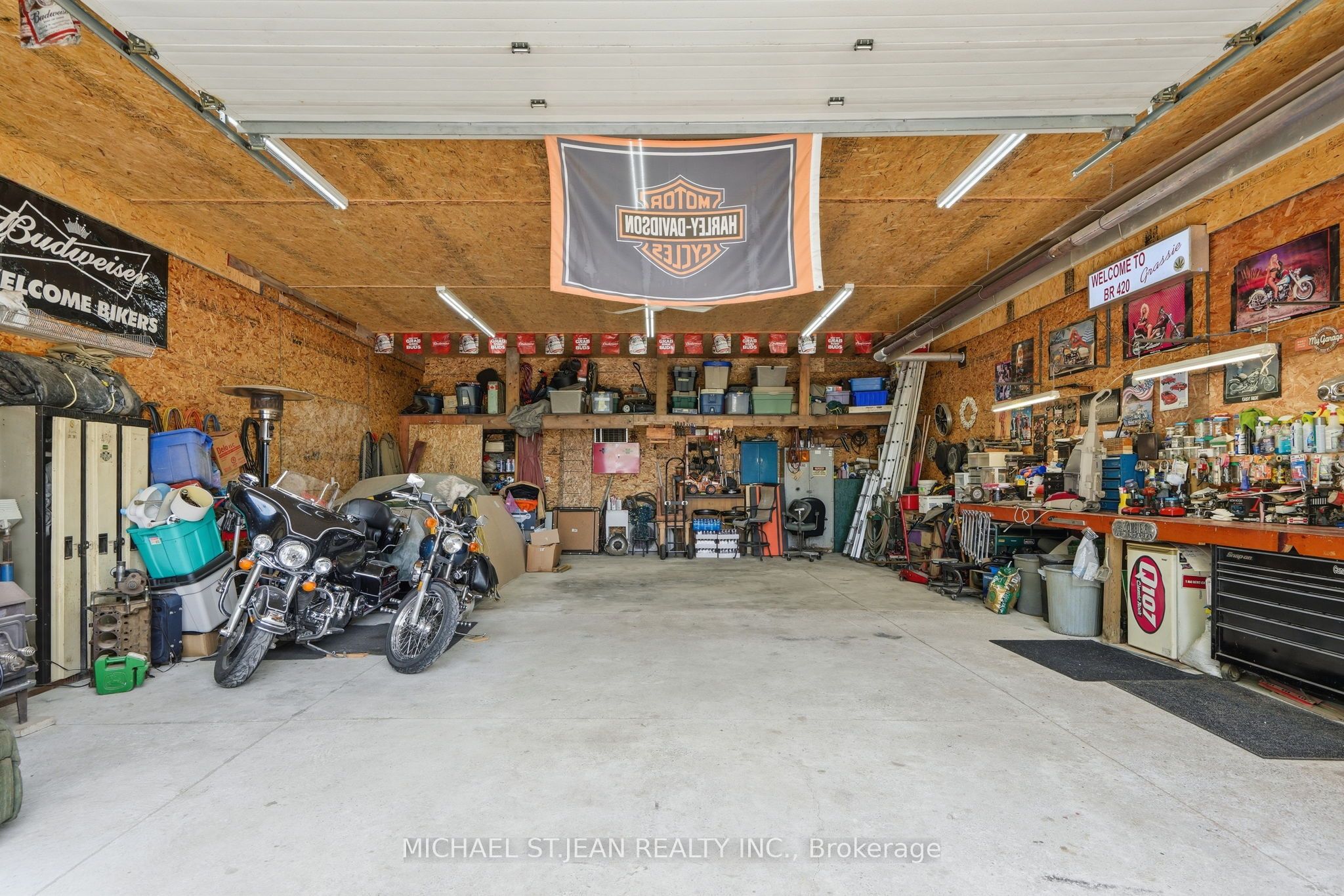 3557 Grimsby Road Property Photo 50