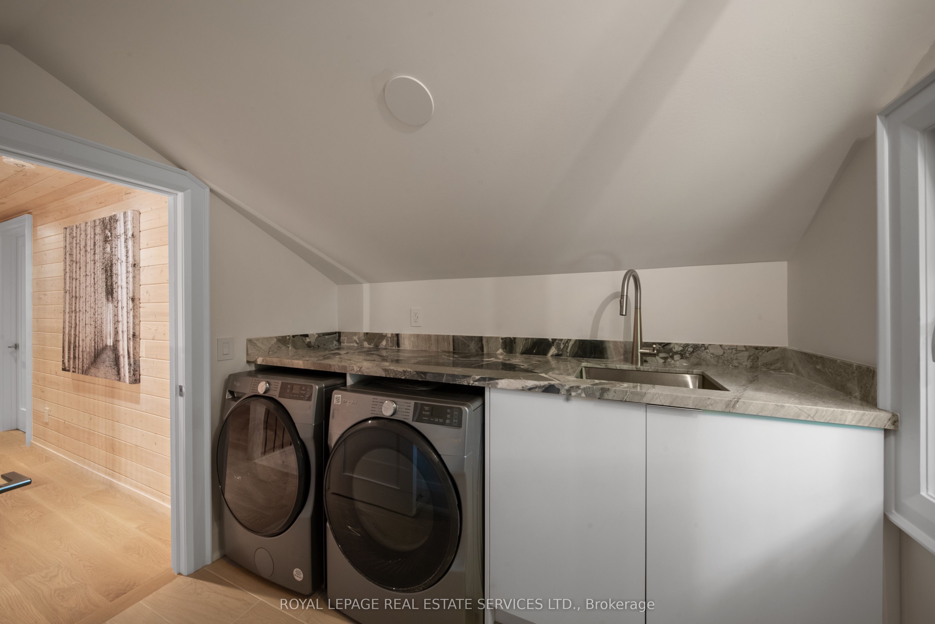1024 Lidsley Road Property Photo 41