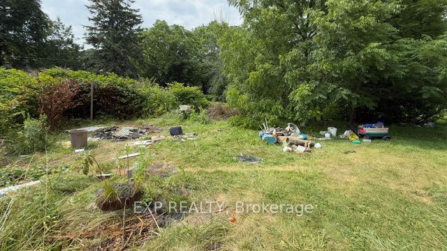 348 Frank Street Property Photo 11