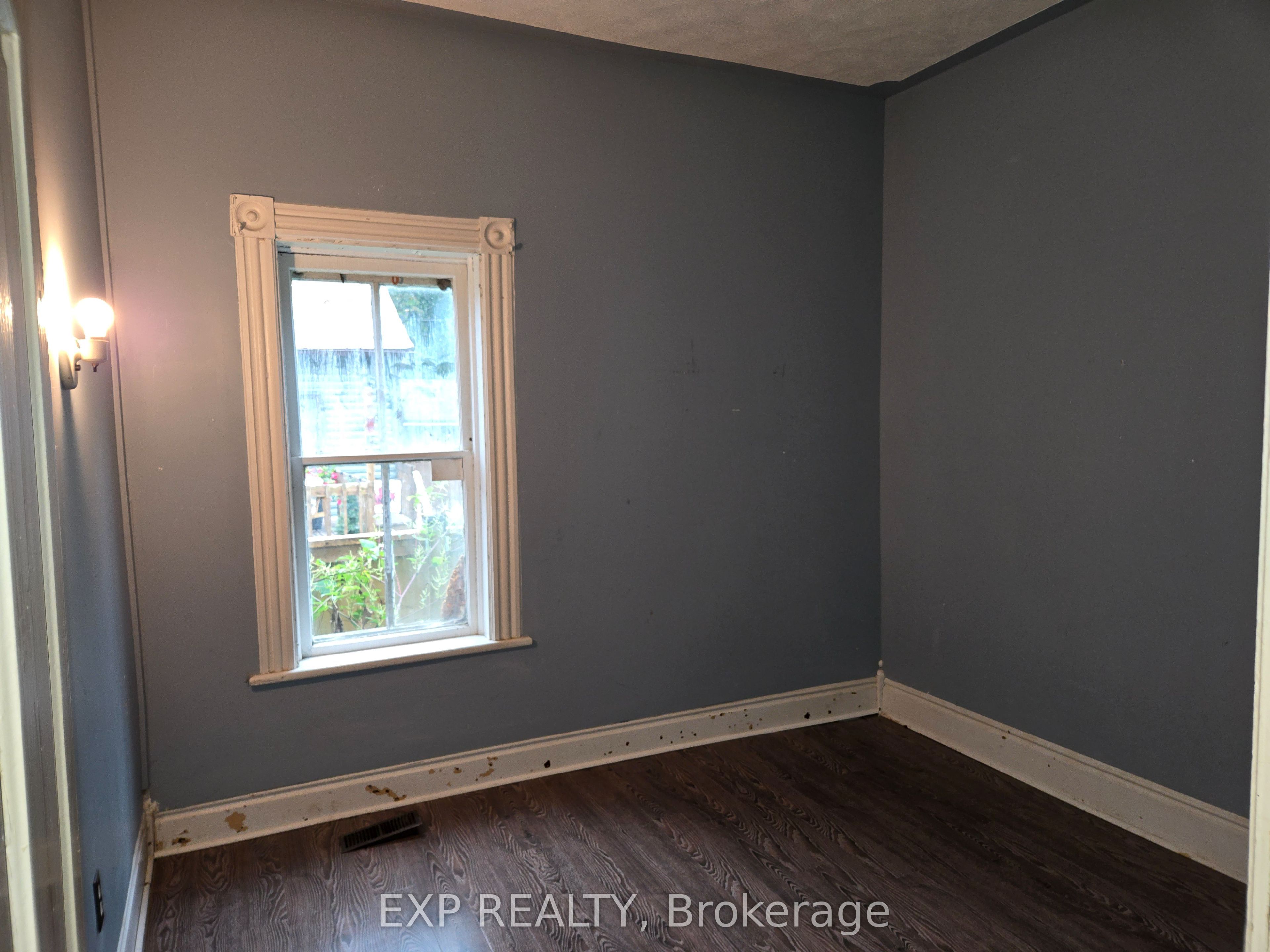 348 Frank Street Property Photo 18