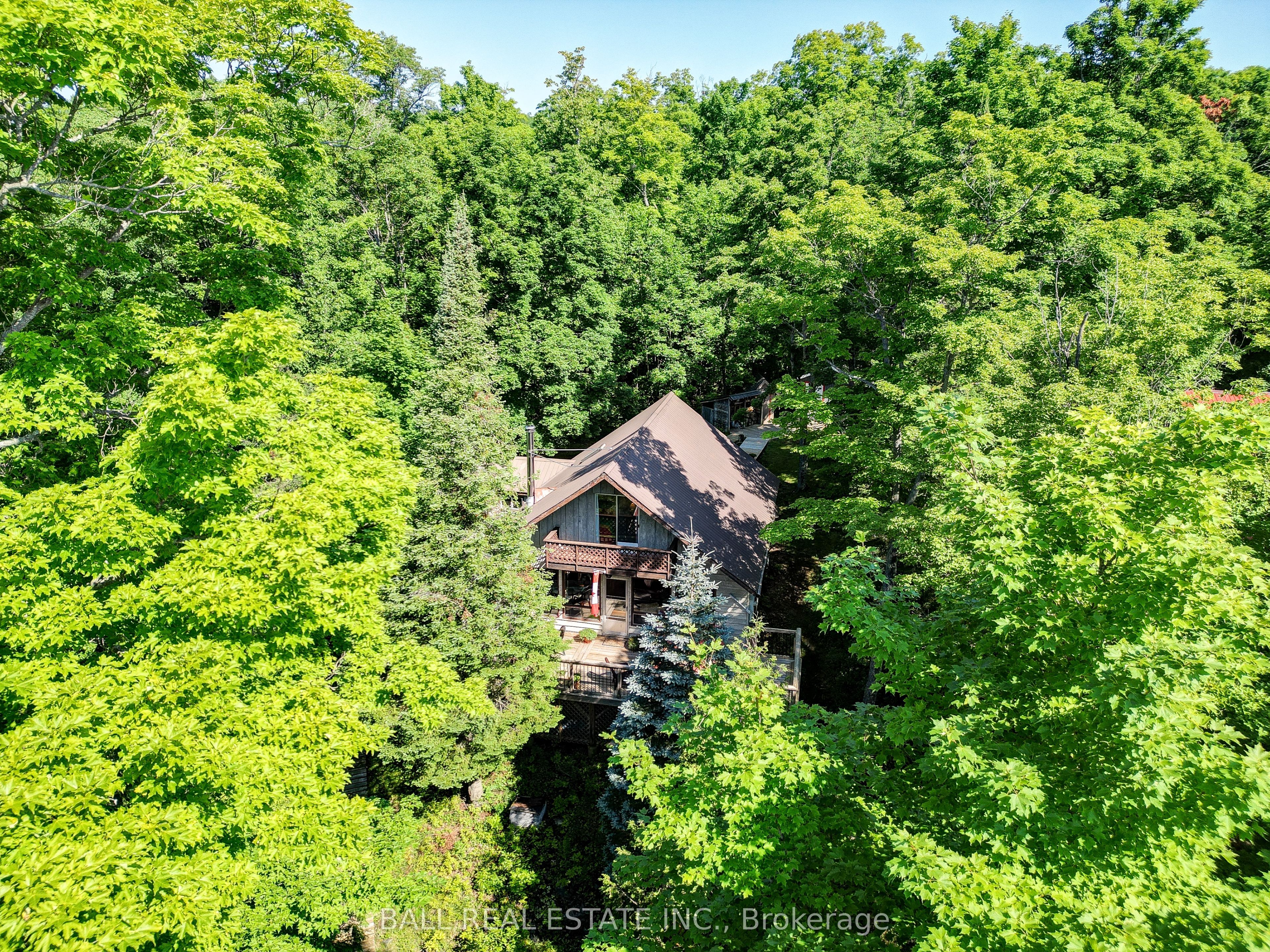 351 Limerick Lake Shore N Property Photo 4