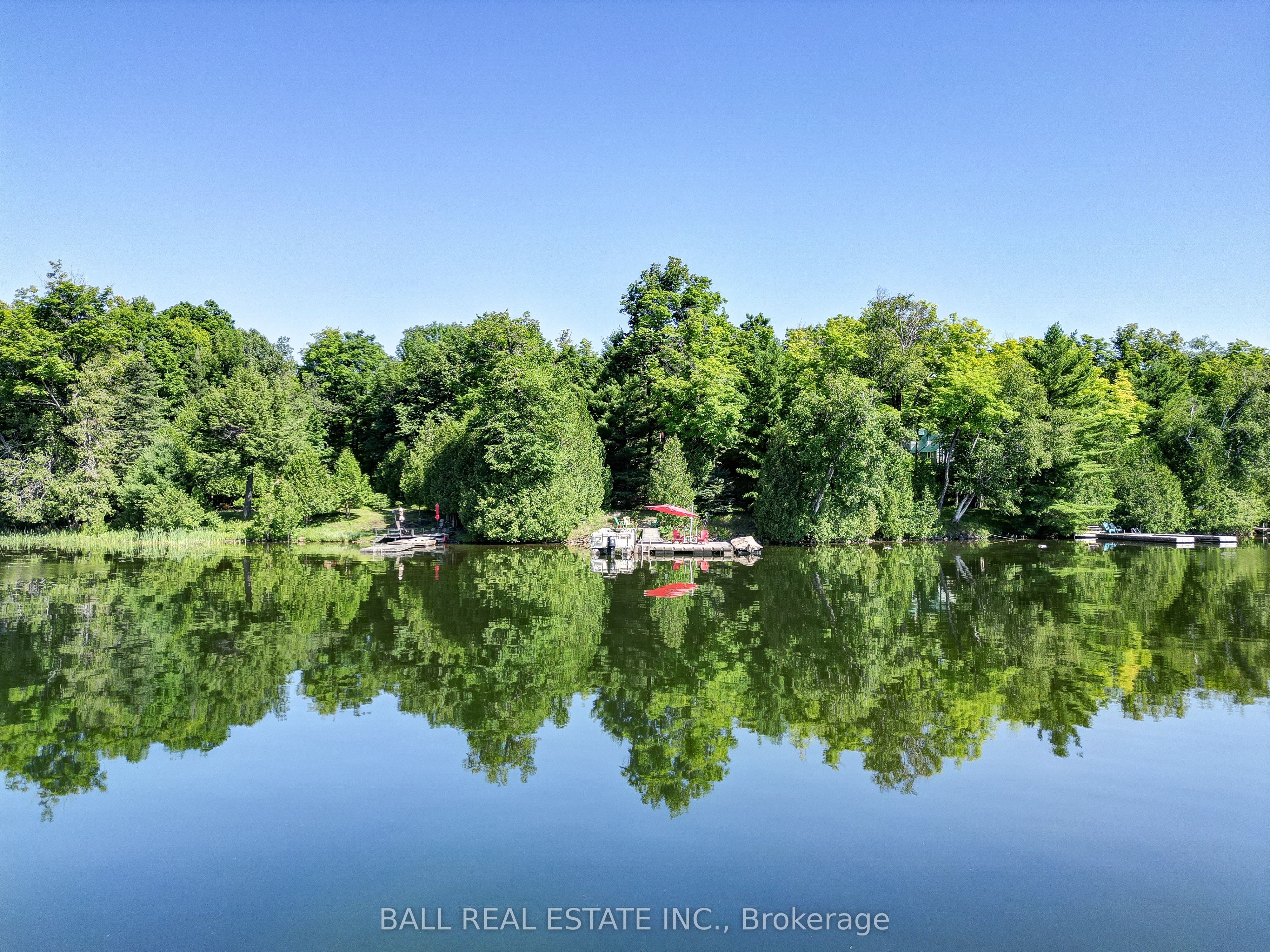 351 Limerick Lake Shore N Property Photo 18