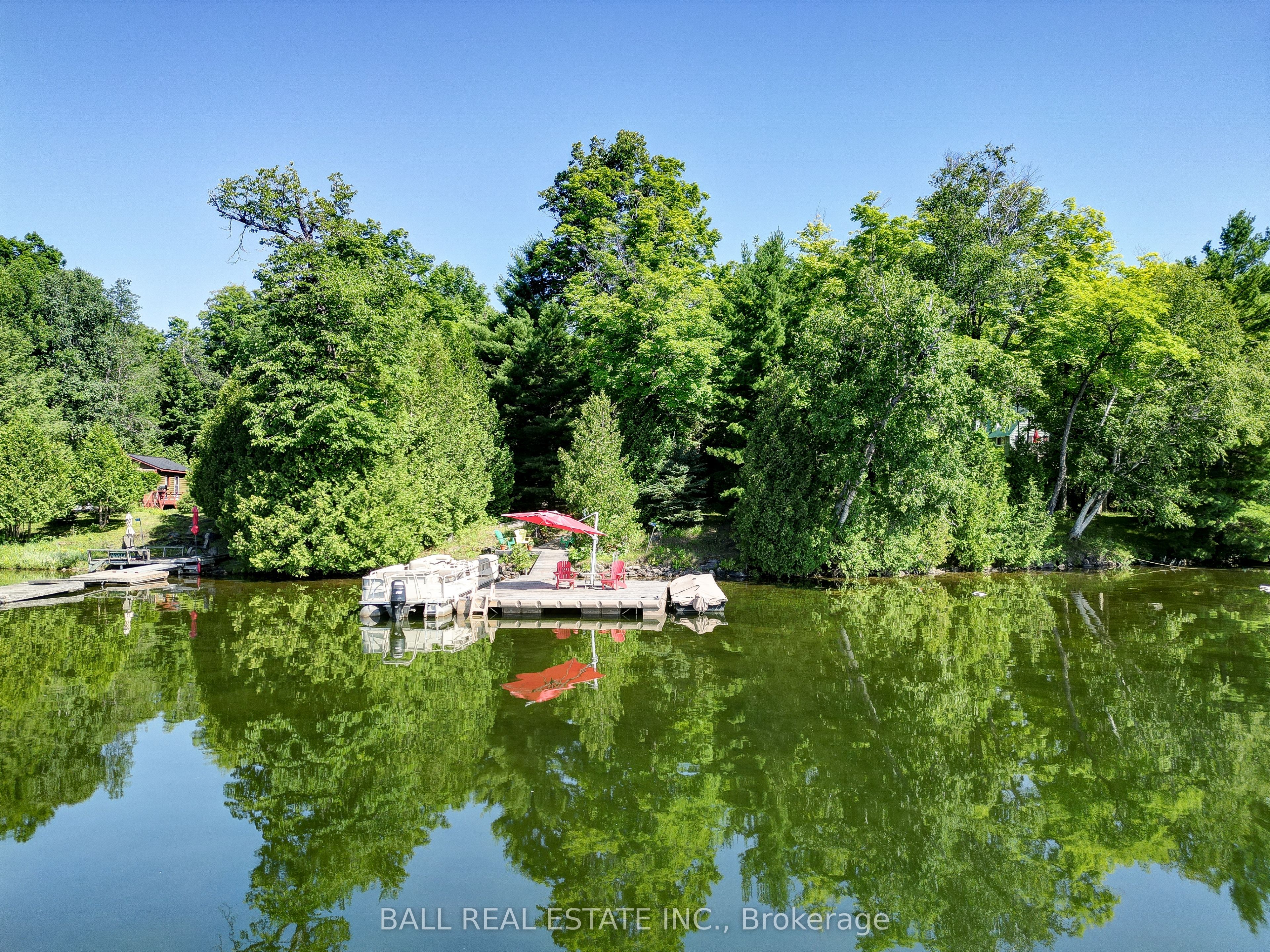 351 Limerick Lake Shore N Property Photo 19