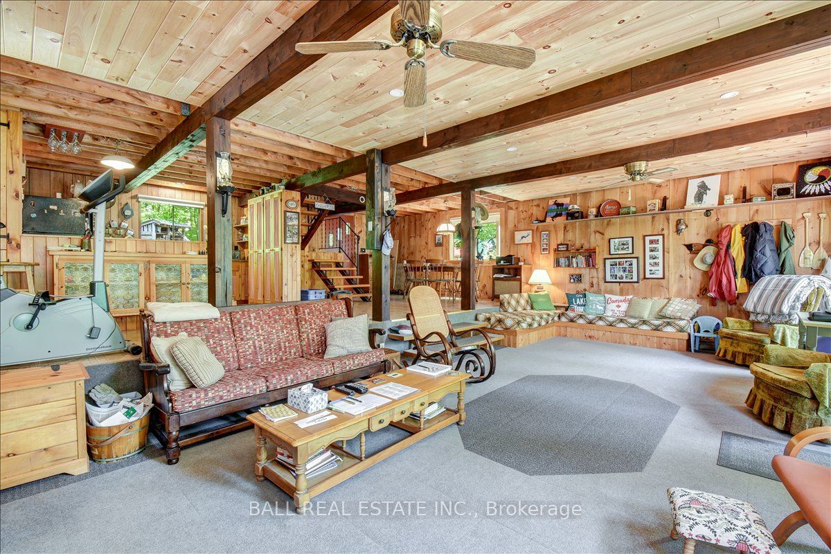 351 Limerick Lake Shore N Property Photo 30