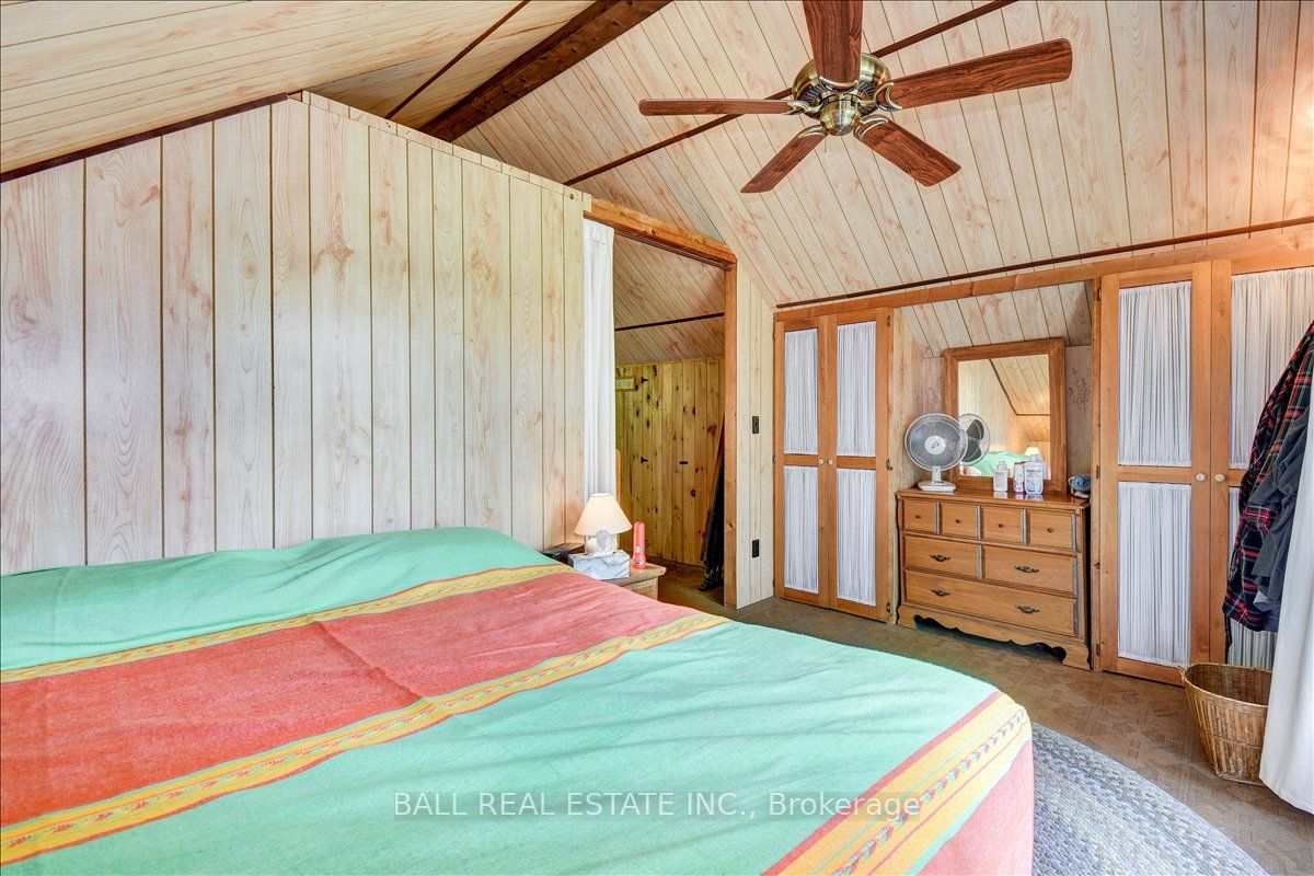 351 Limerick Lake Shore N Property Photo 38