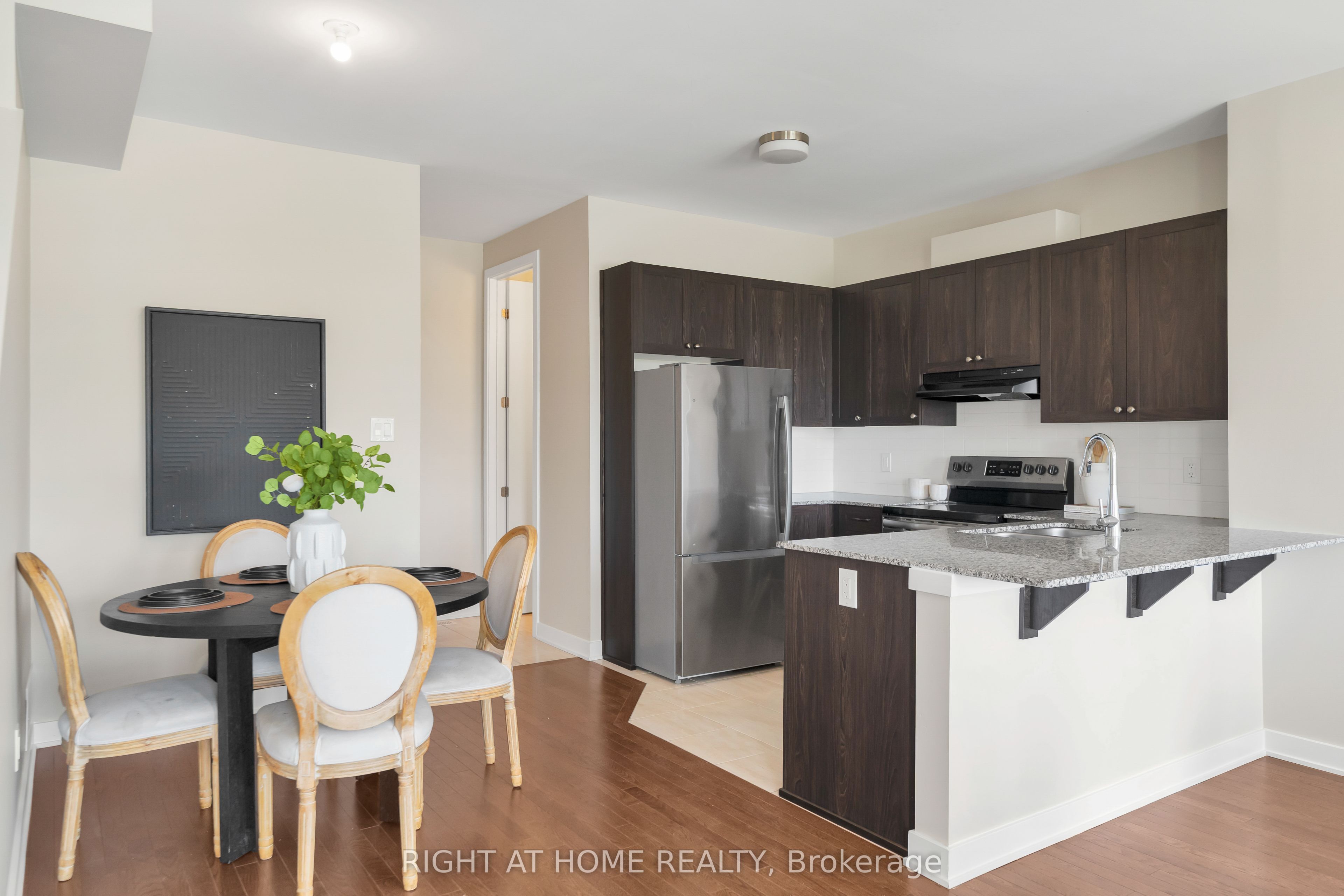6319 Perth Street Property Photo 12