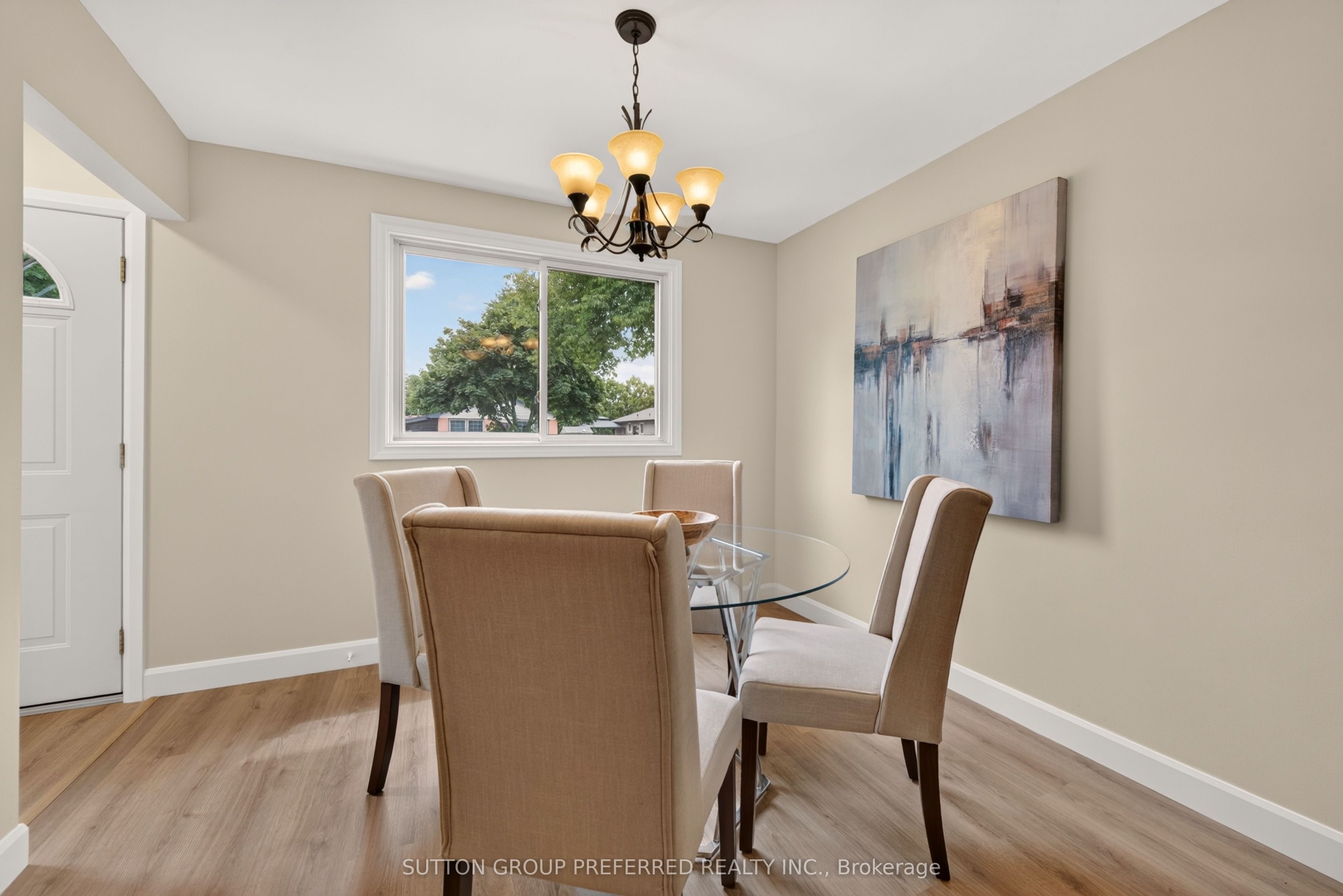 53 Renny Crescent Property Photo 15