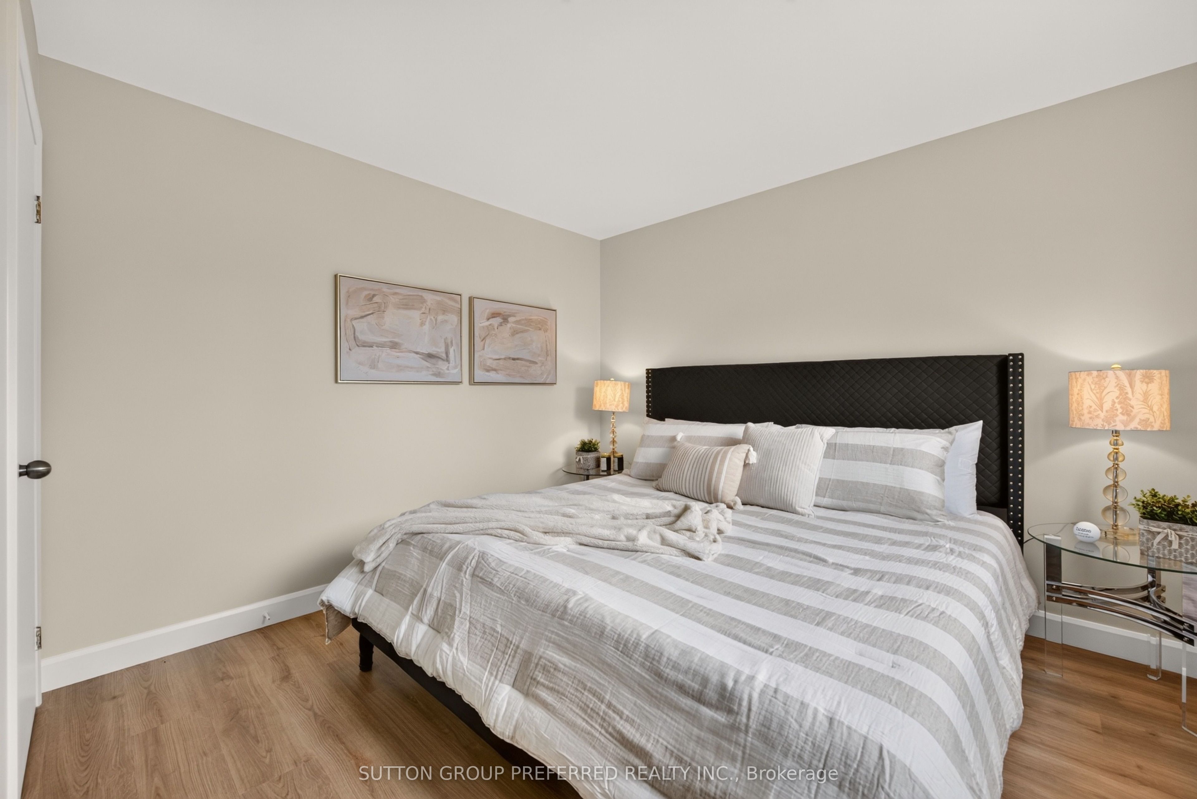53 Renny Crescent Property Photo 24