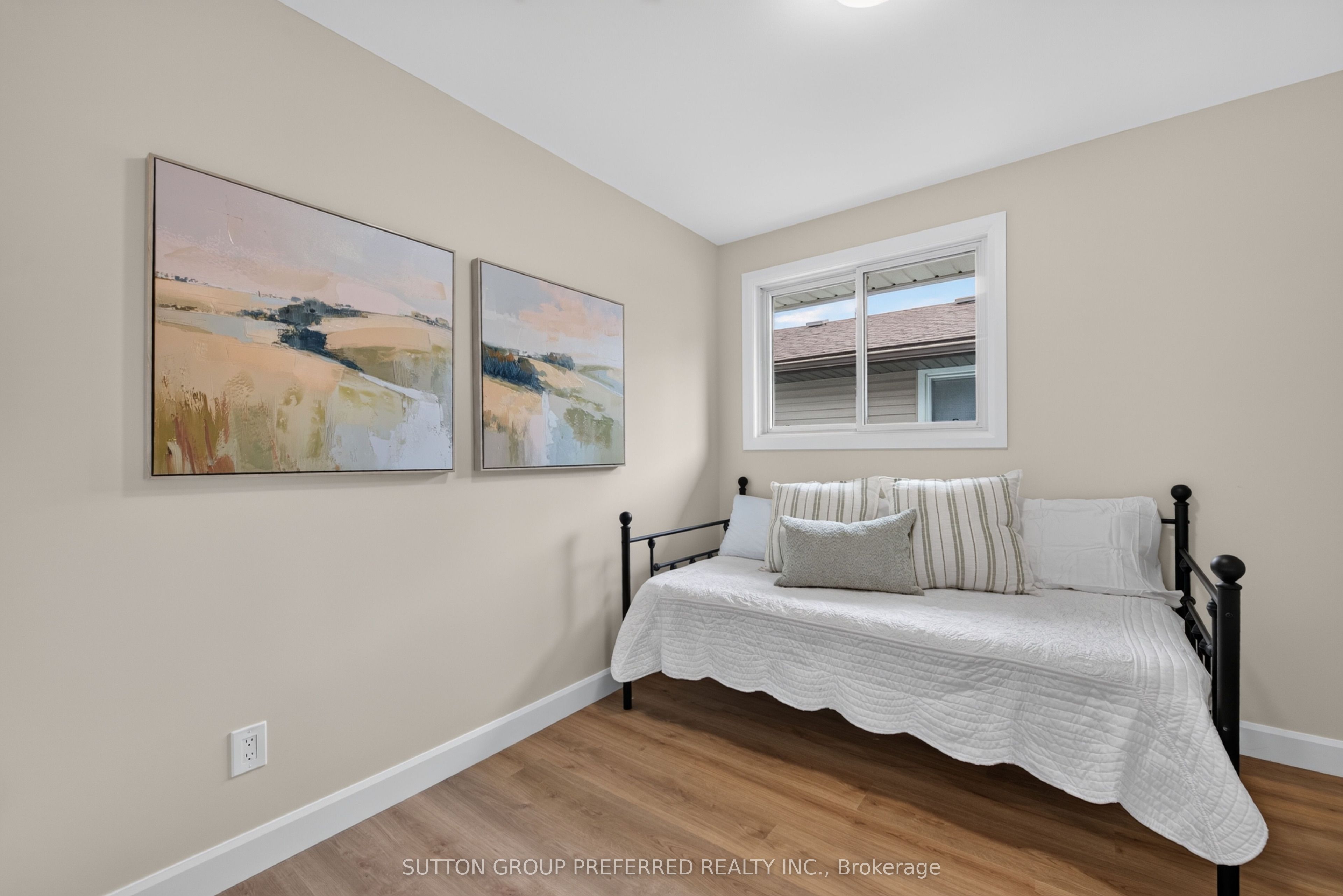 53 Renny Crescent Property Photo 26