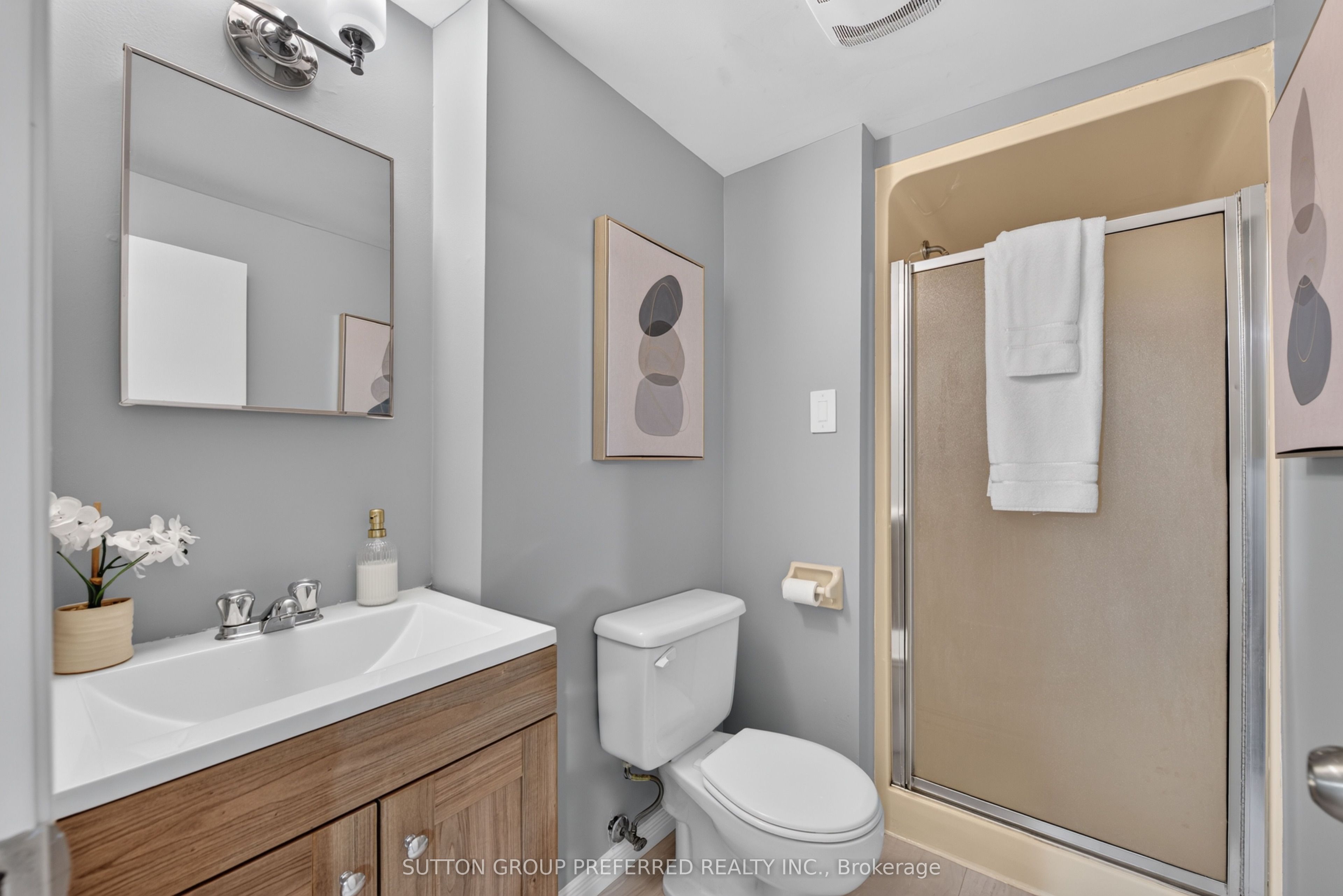 53 Renny Crescent Property Photo 33