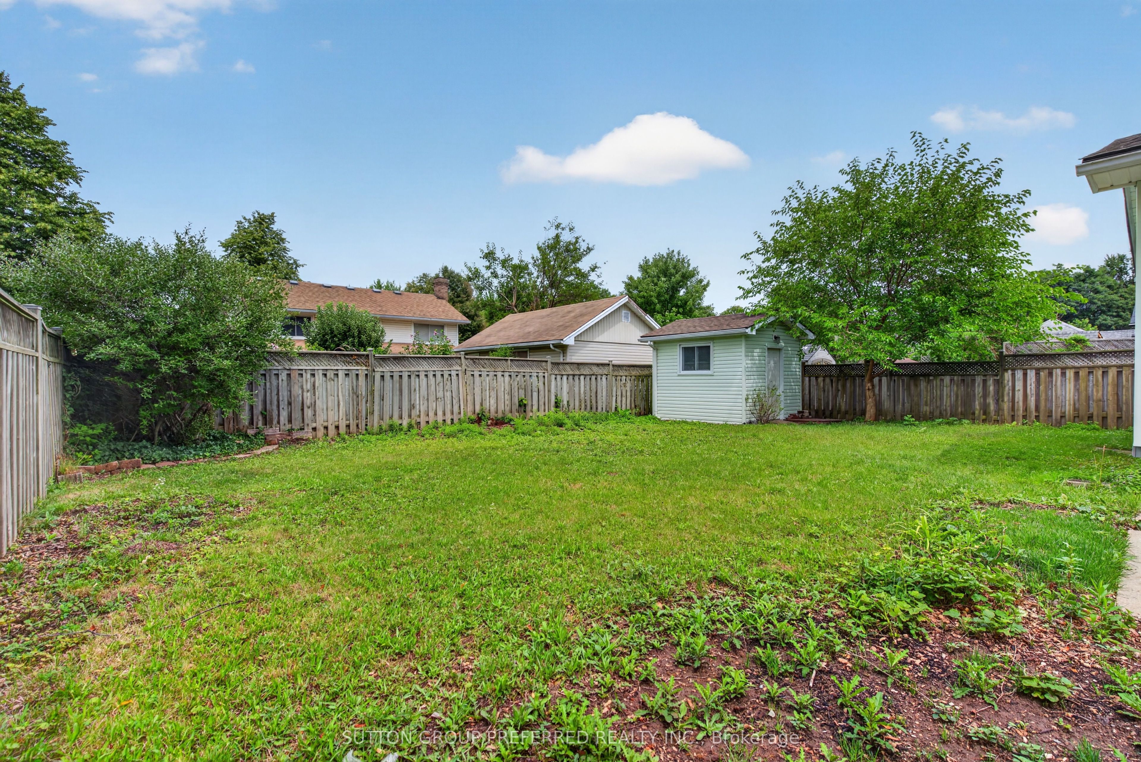 53 Renny Crescent Property Photo 40