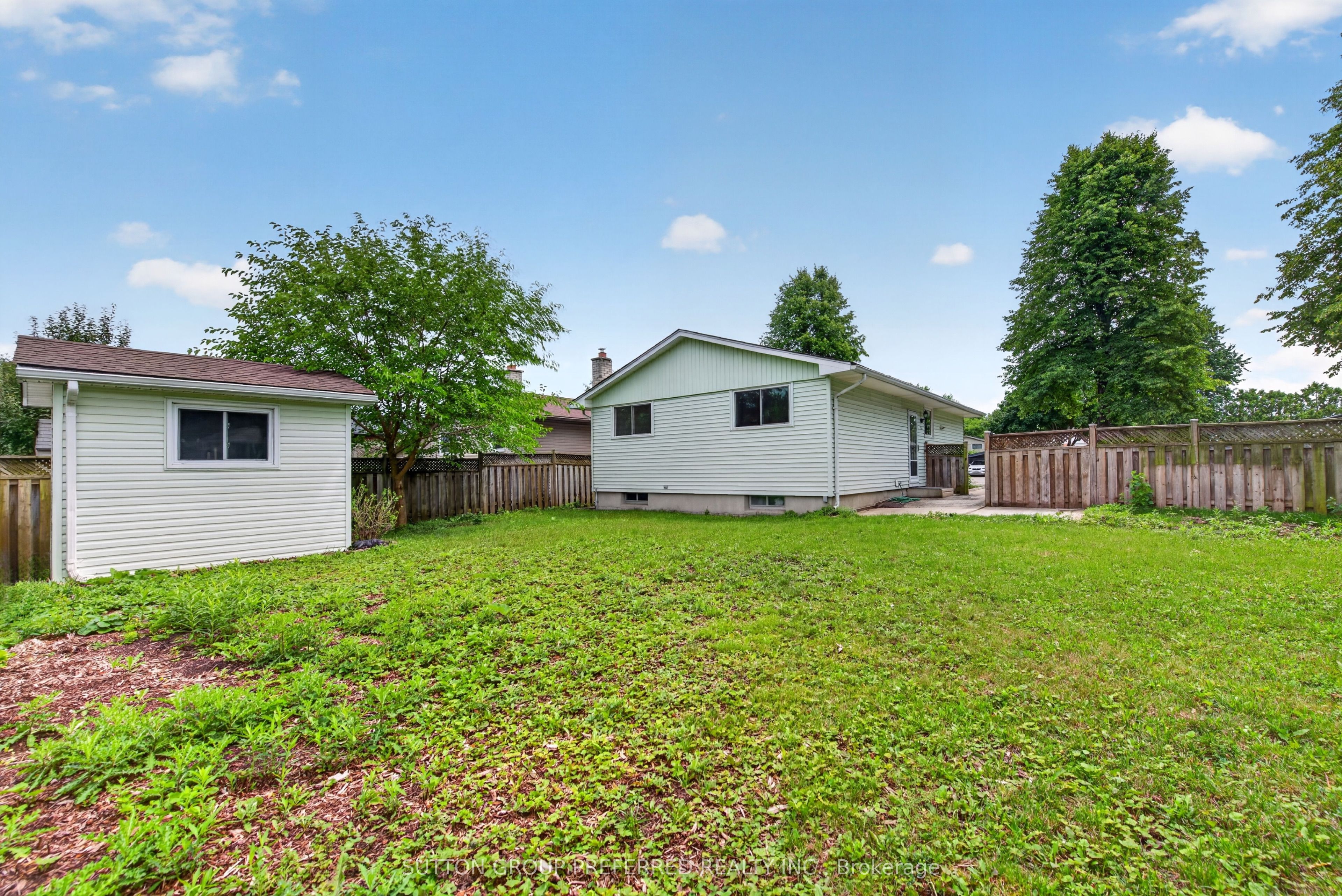 53 Renny Crescent Property Photo 41