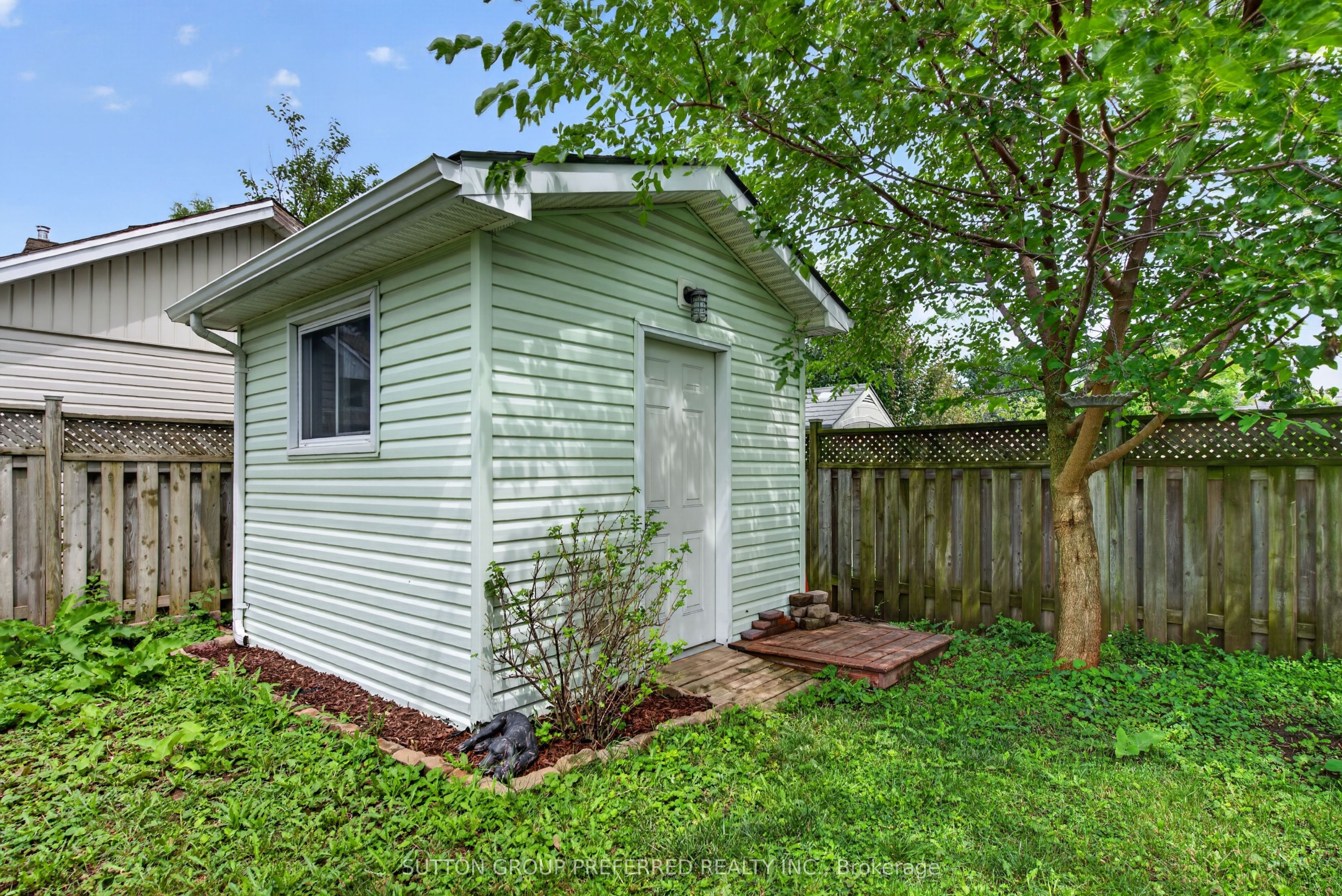 53 Renny Crescent Property Photo 42