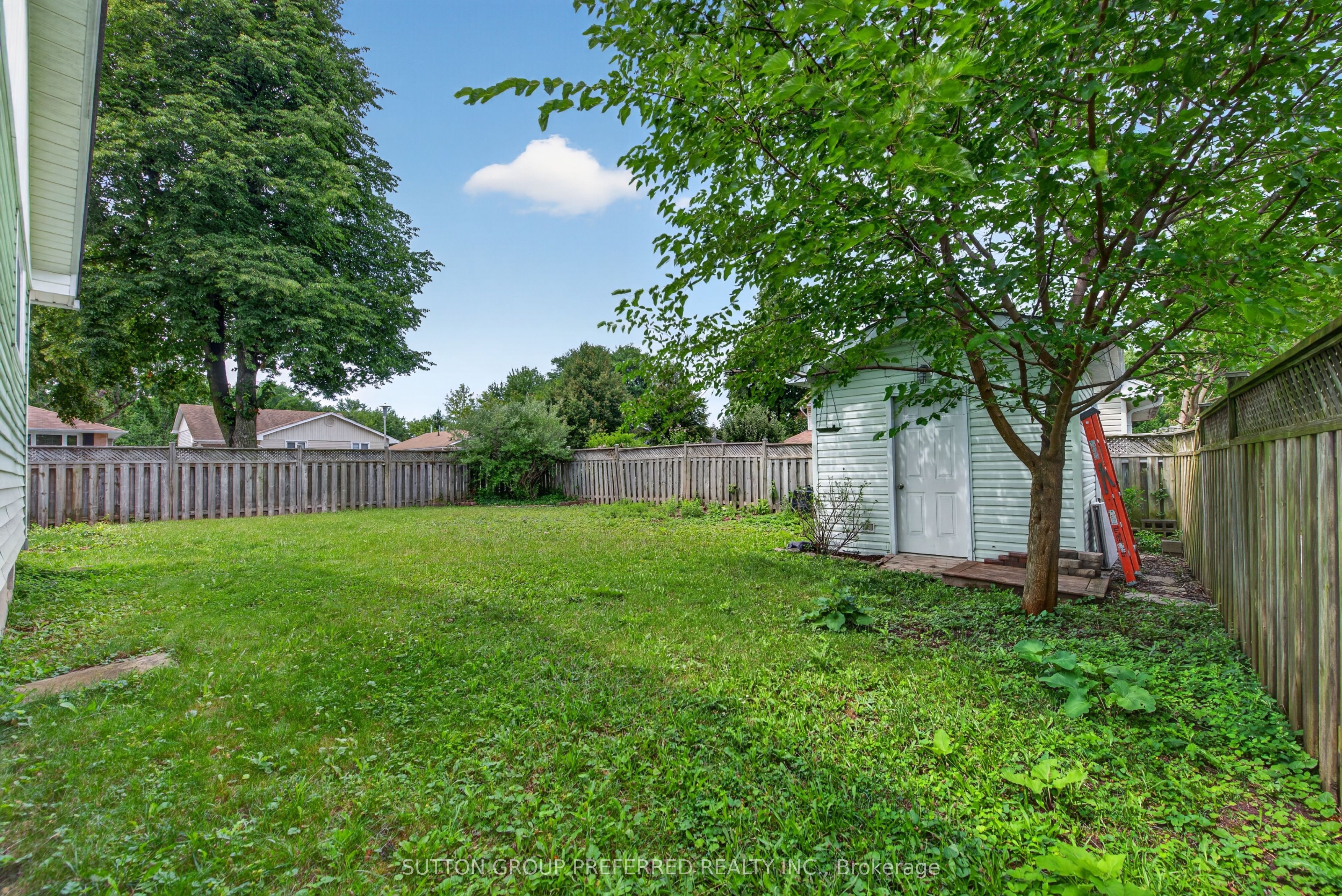53 Renny Crescent Property Photo 43