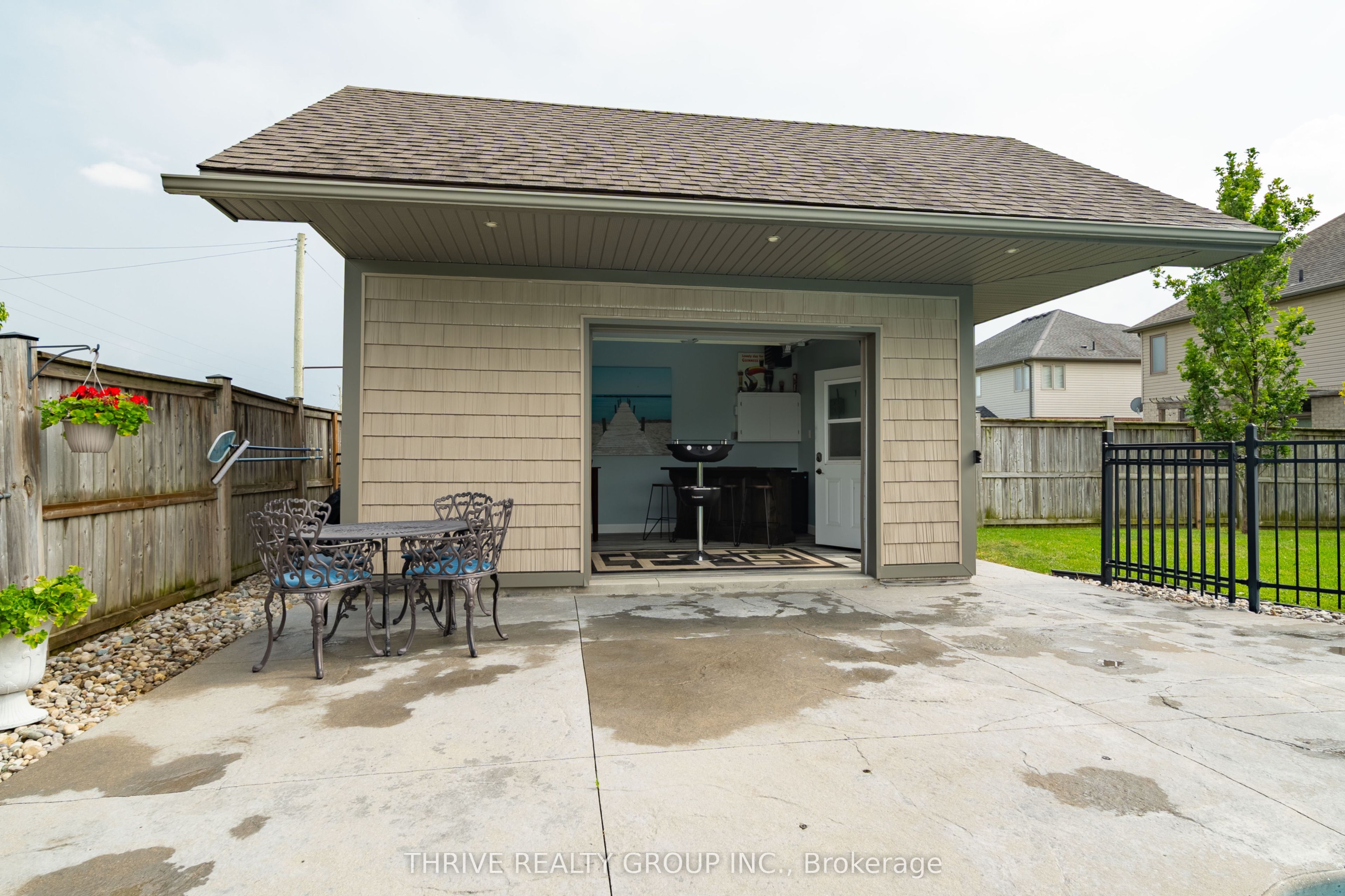 12 Ashwood Crescent Property Photo 37
