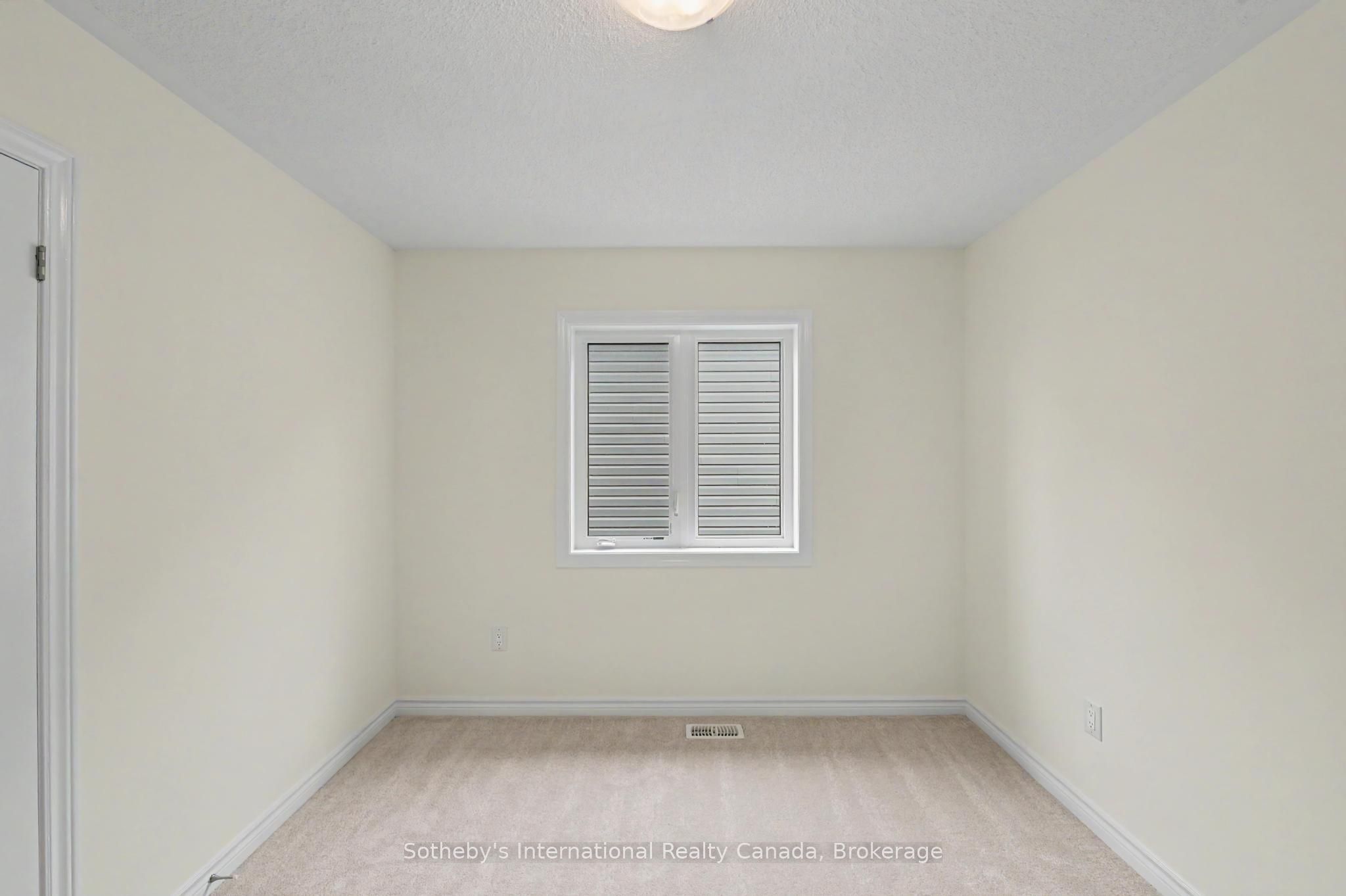 12 Hillcroft Way Property Photo 33