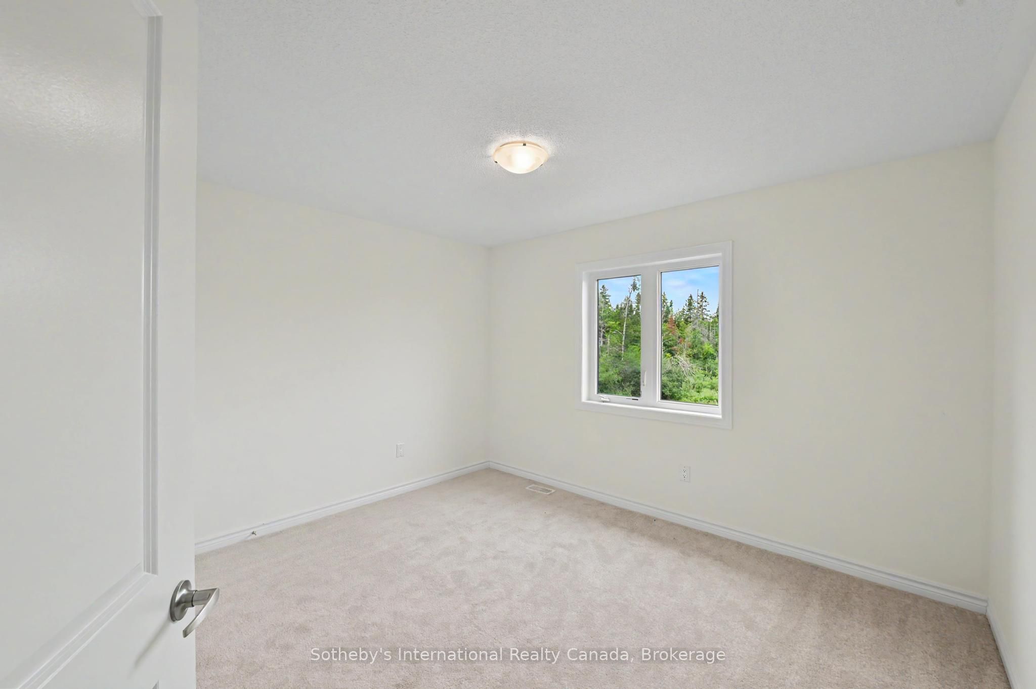 12 Hillcroft Way Property Photo 35