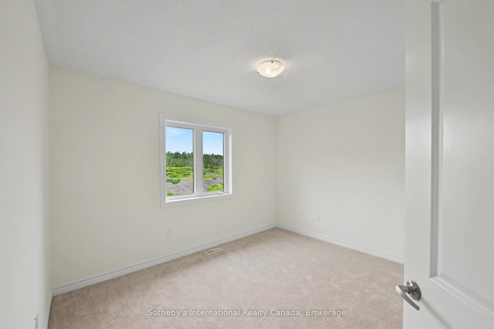 12 Hillcroft Way Property Photo 37