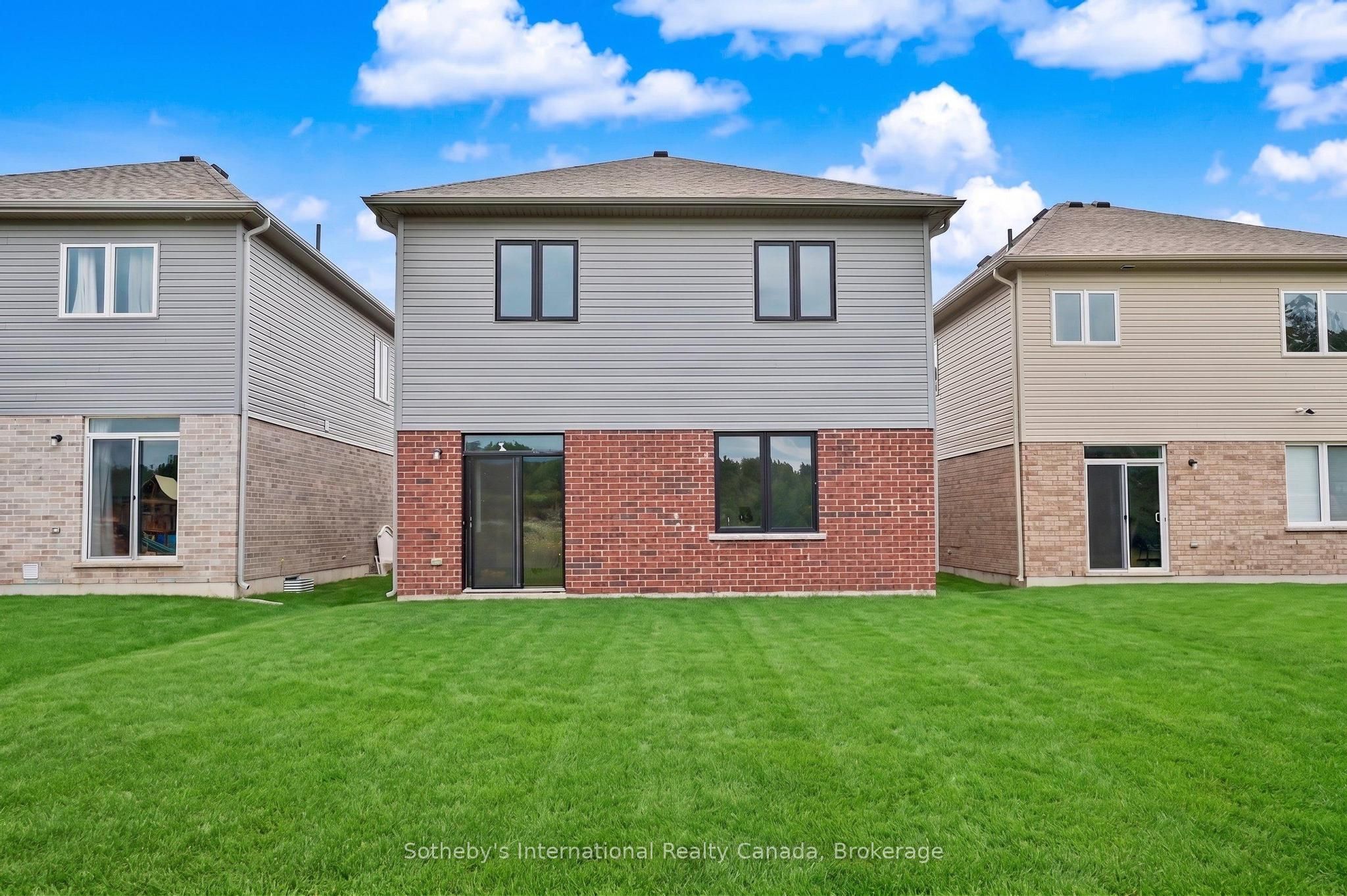 12 Hillcroft Way Property Photo 44