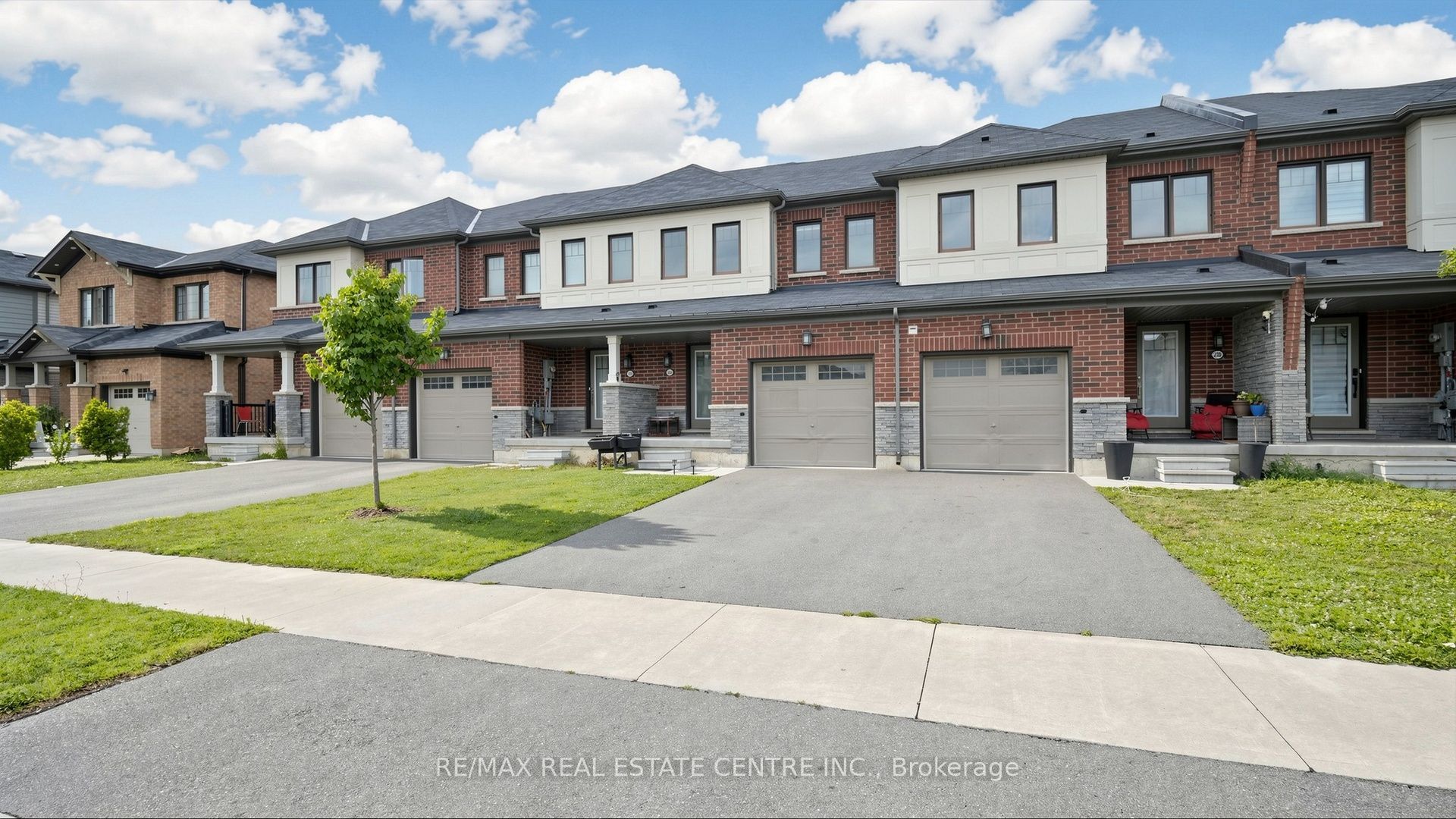 300 Bedrock Drive Property Photo 3