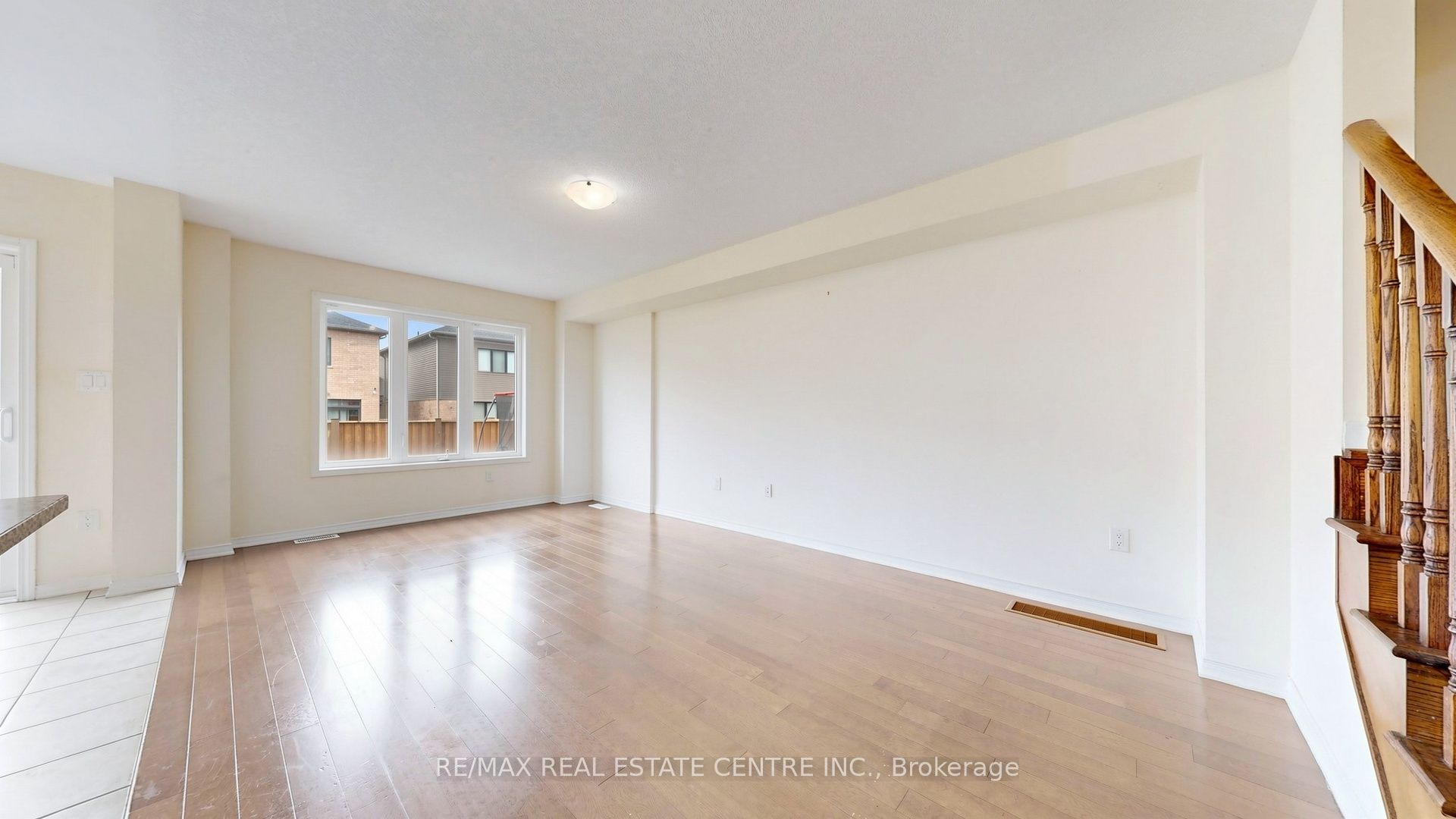 300 Bedrock Drive Property Photo 5