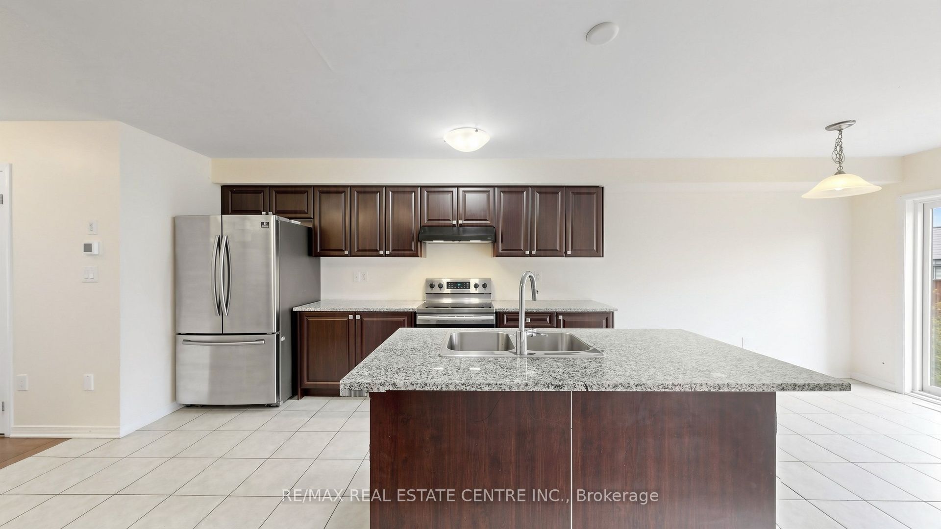 300 Bedrock Drive Property Photo 13