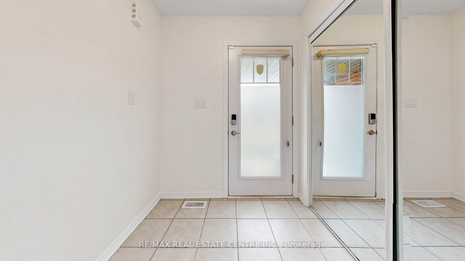 300 Bedrock Drive Property Photo 22