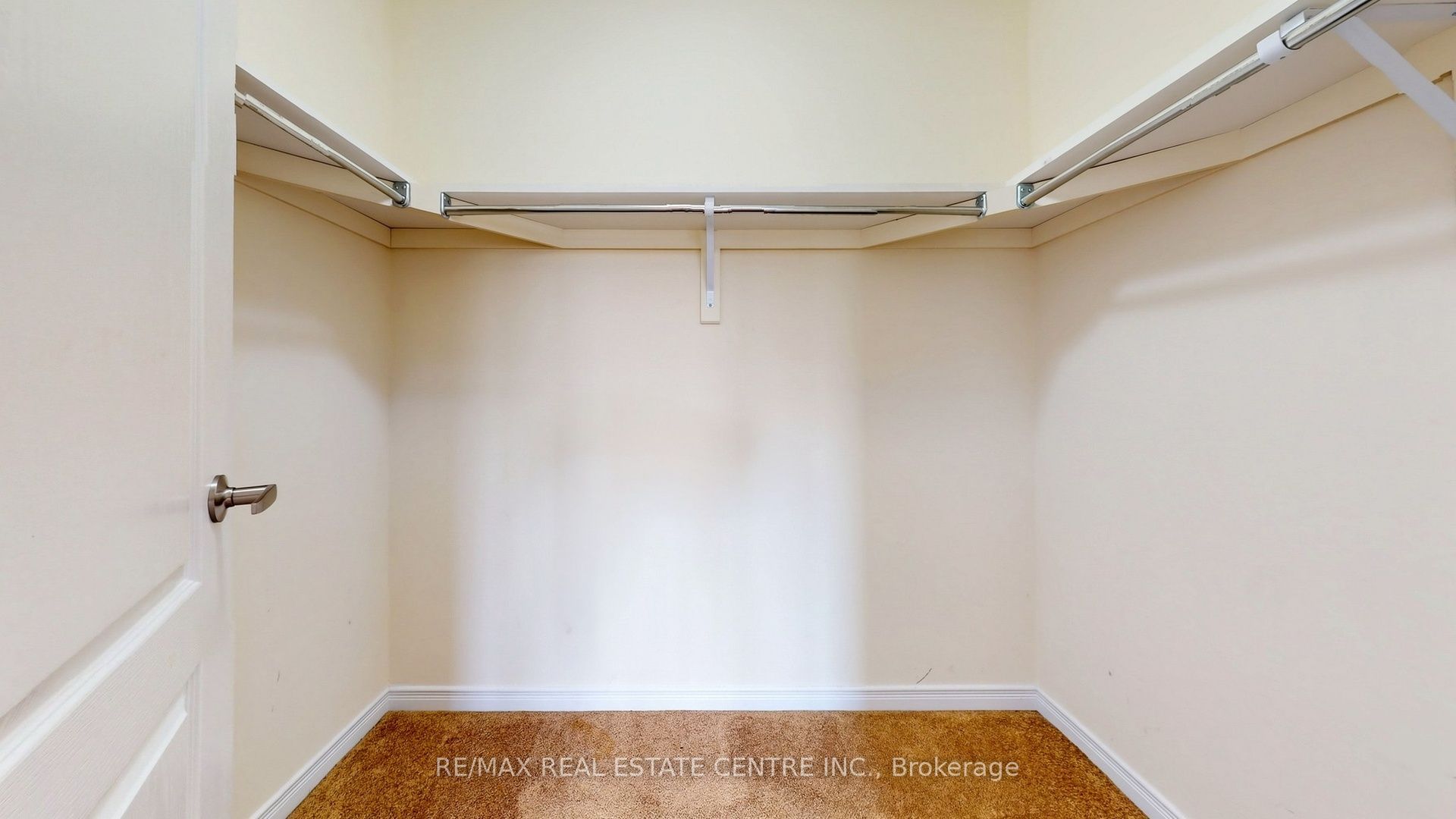 300 Bedrock Drive Property Photo 28