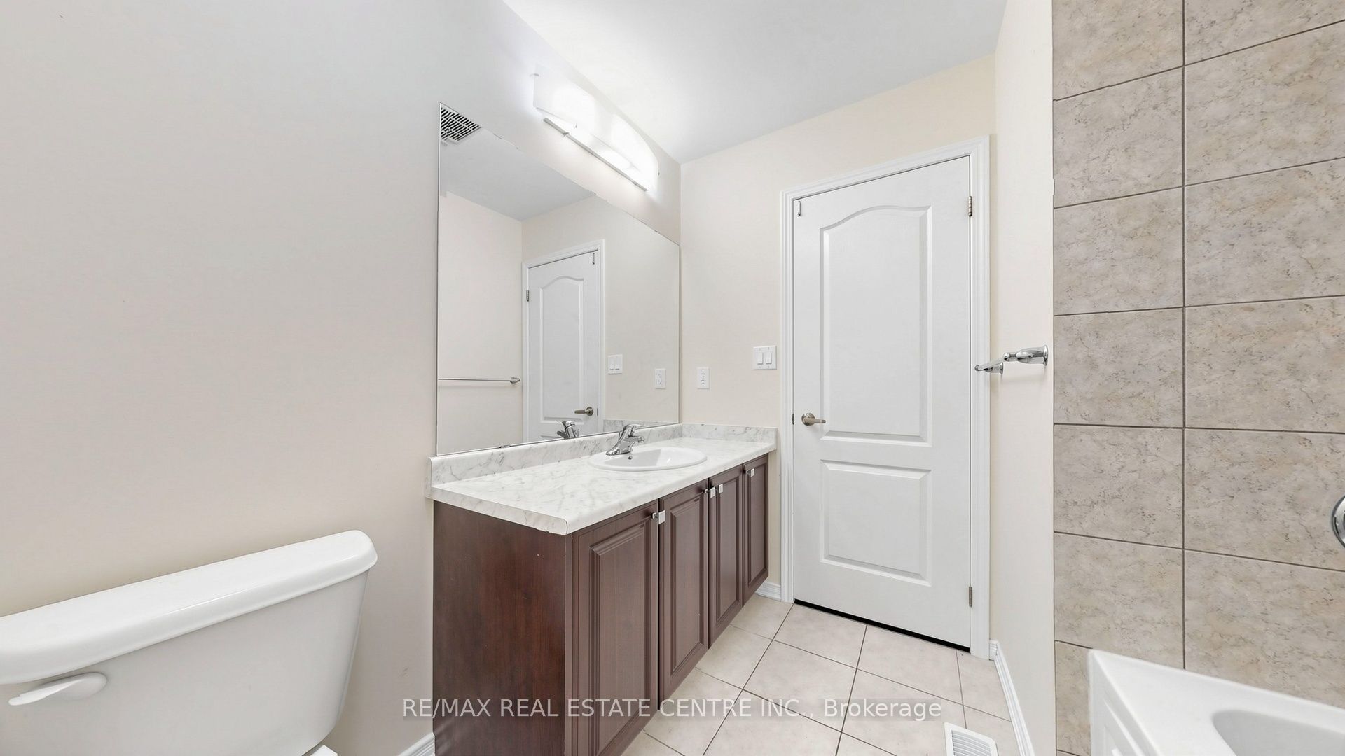300 Bedrock Drive Property Photo 29