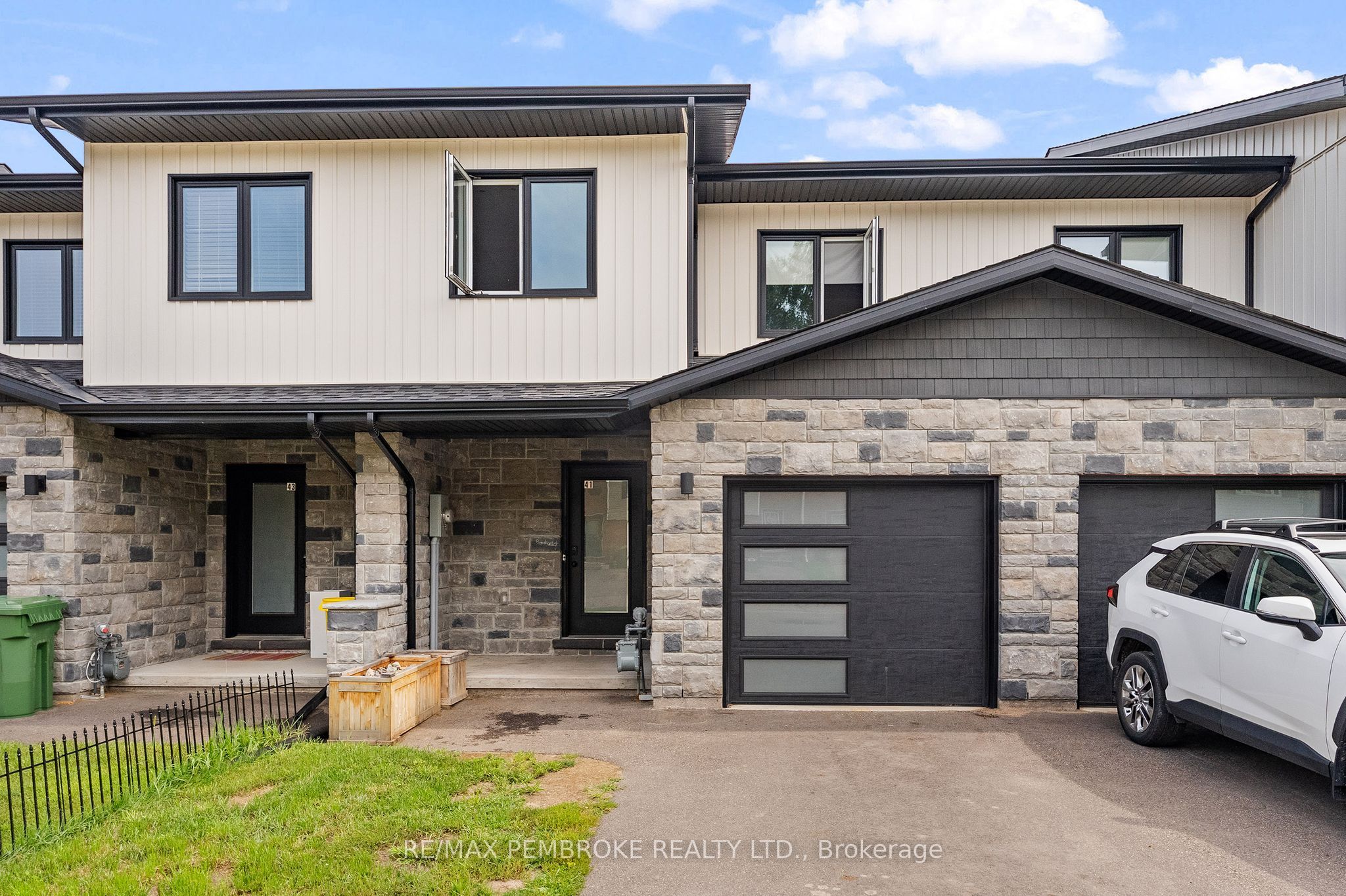 41 Northbrook Road Property Photo 1