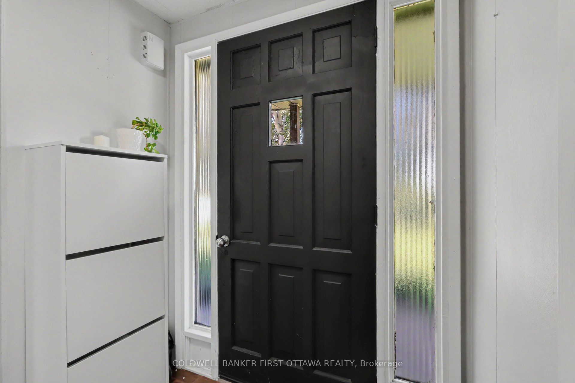 17 Bridle Path Property Photo 5