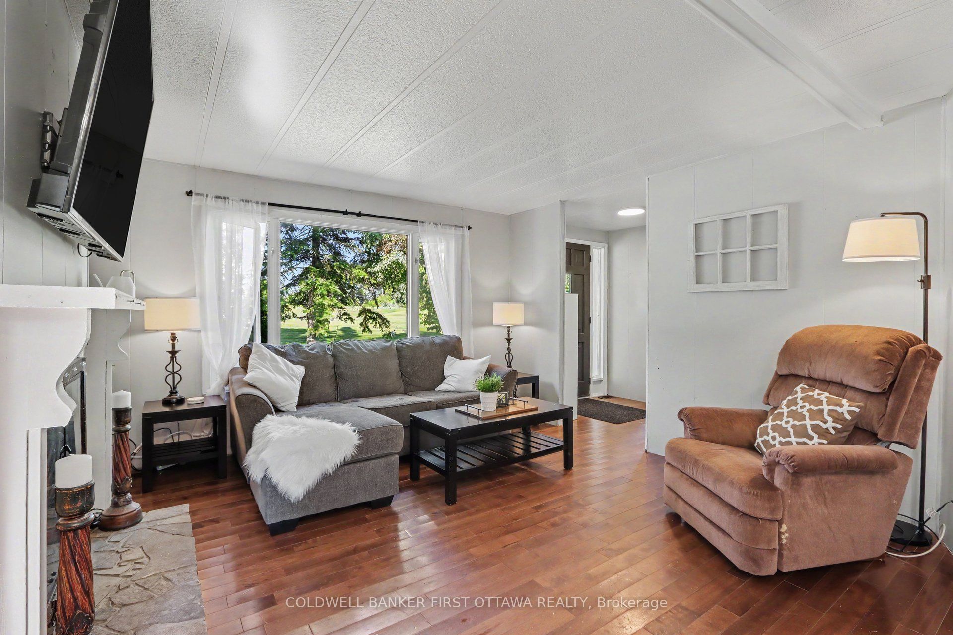 17 Bridle Path Property Photo 7