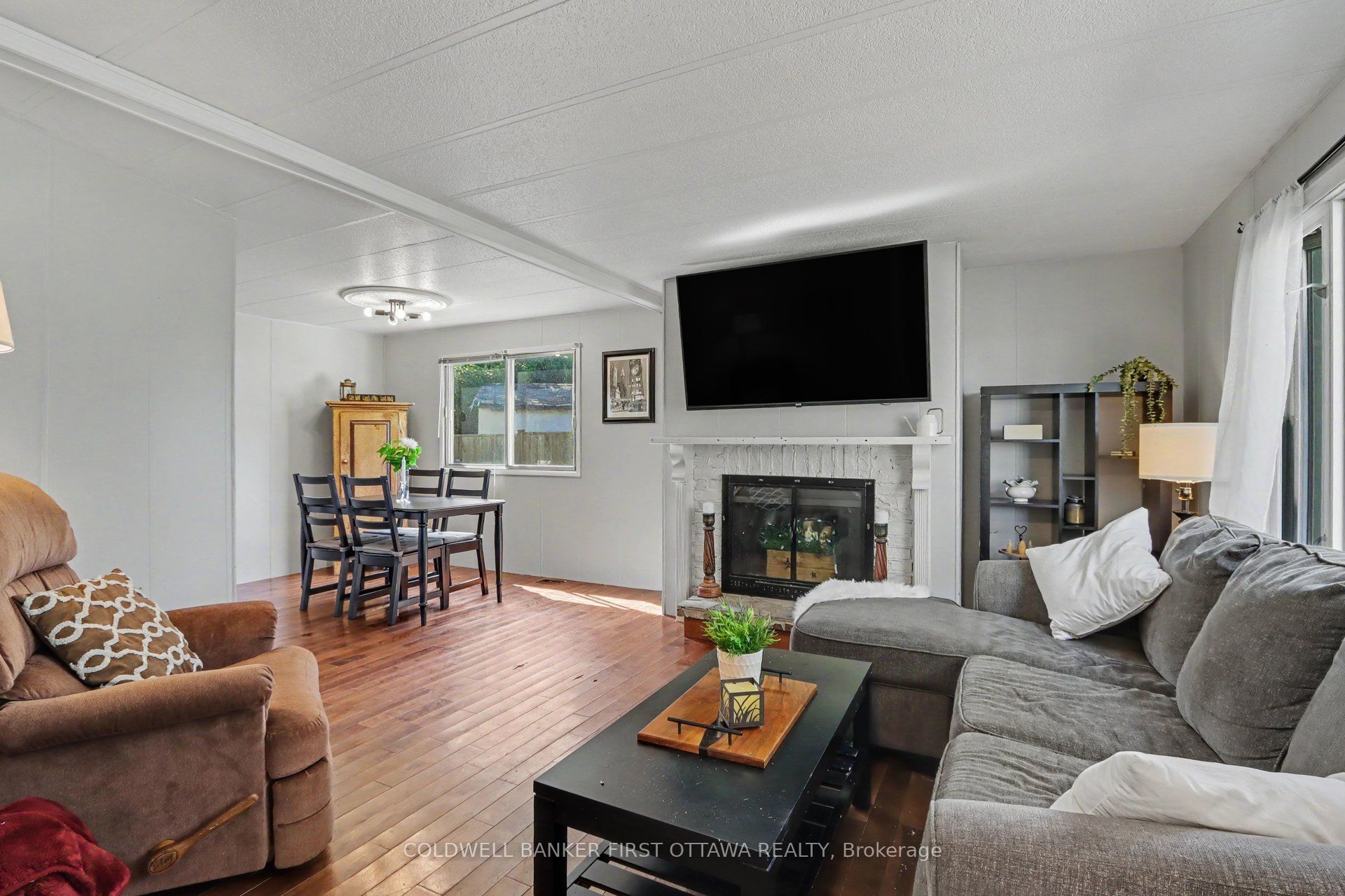 17 Bridle Path Property Photo 9