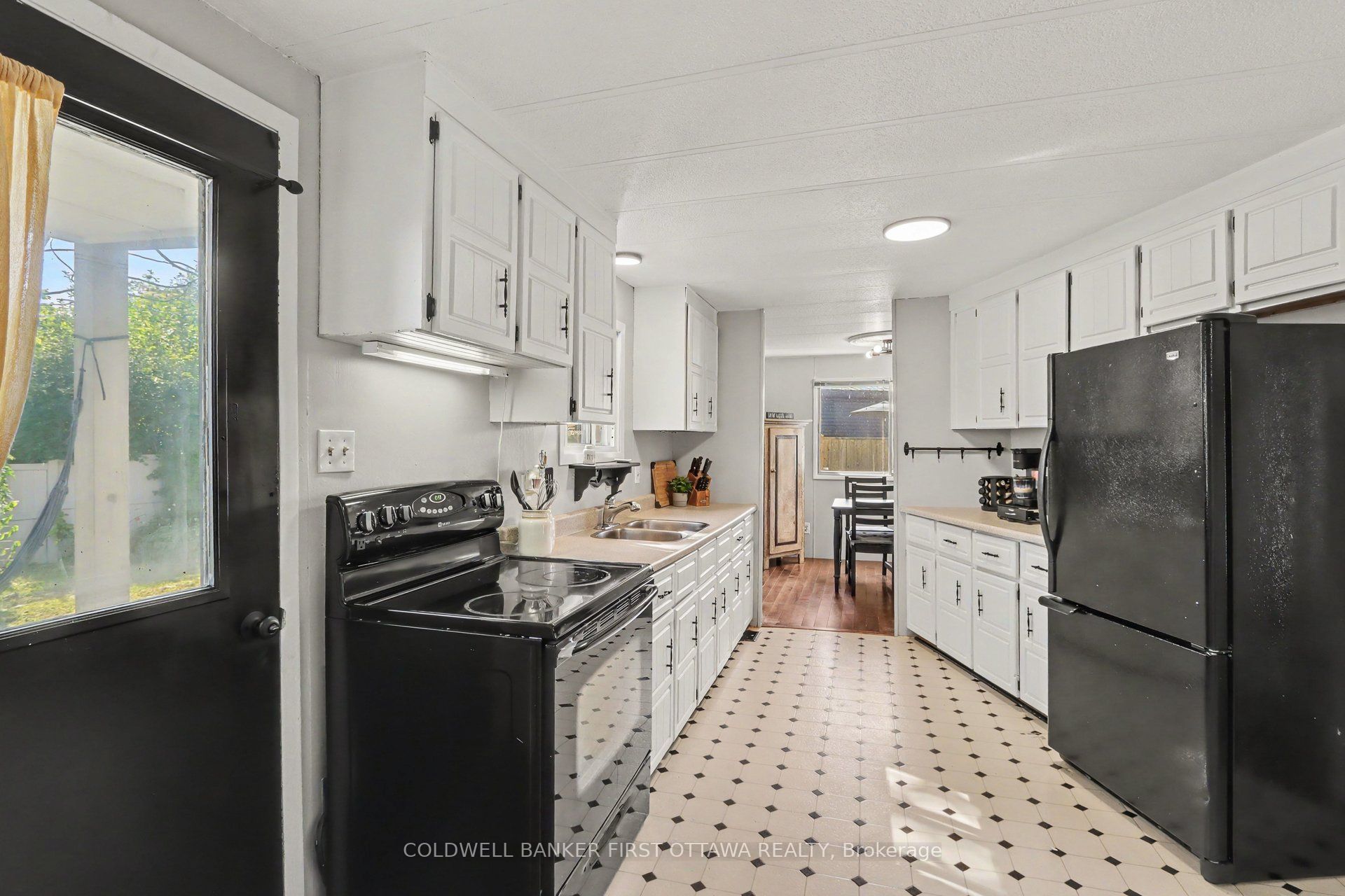 17 Bridle Path Property Photo 13