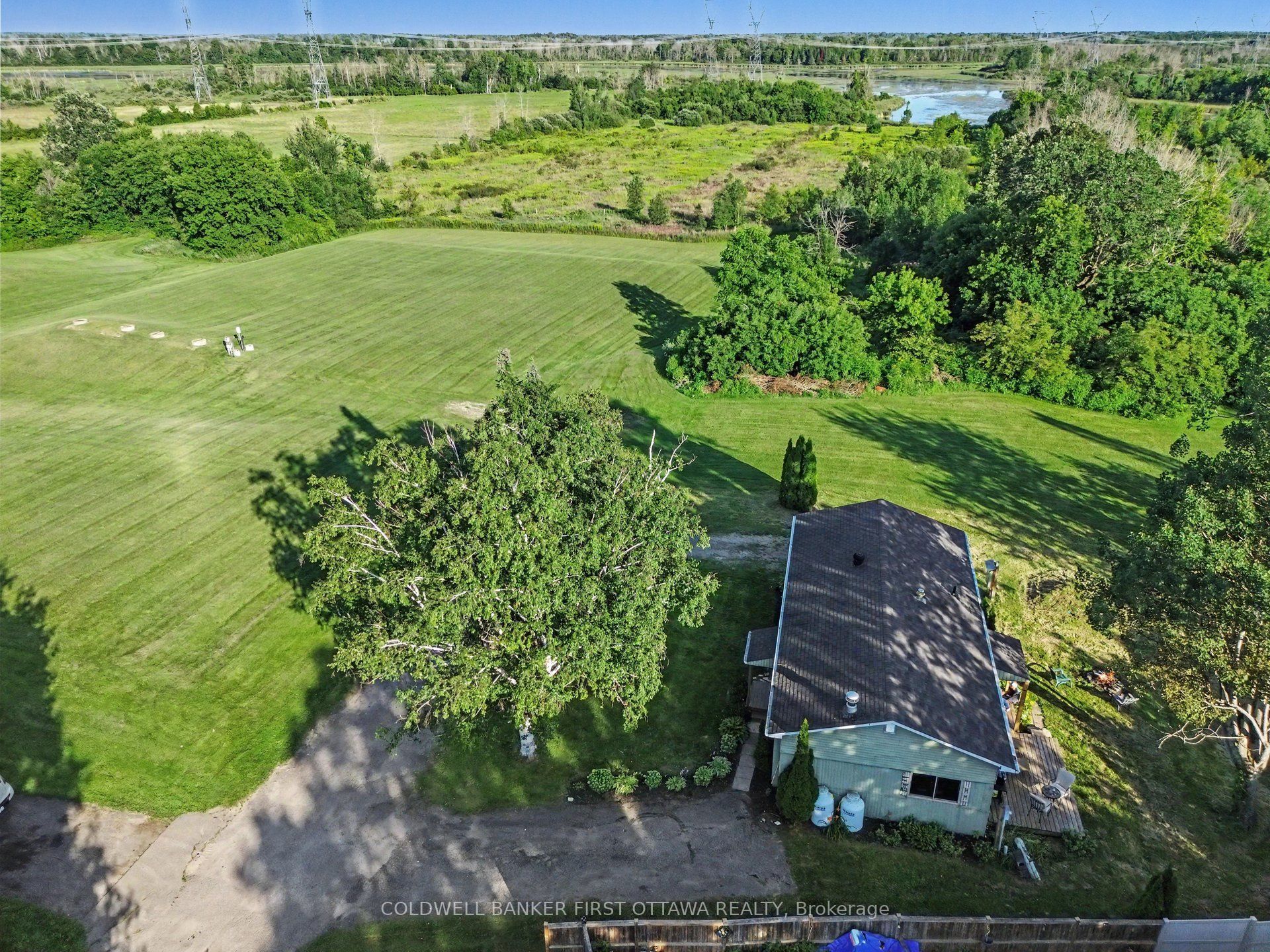 17 Bridle Path Property Photo 31
