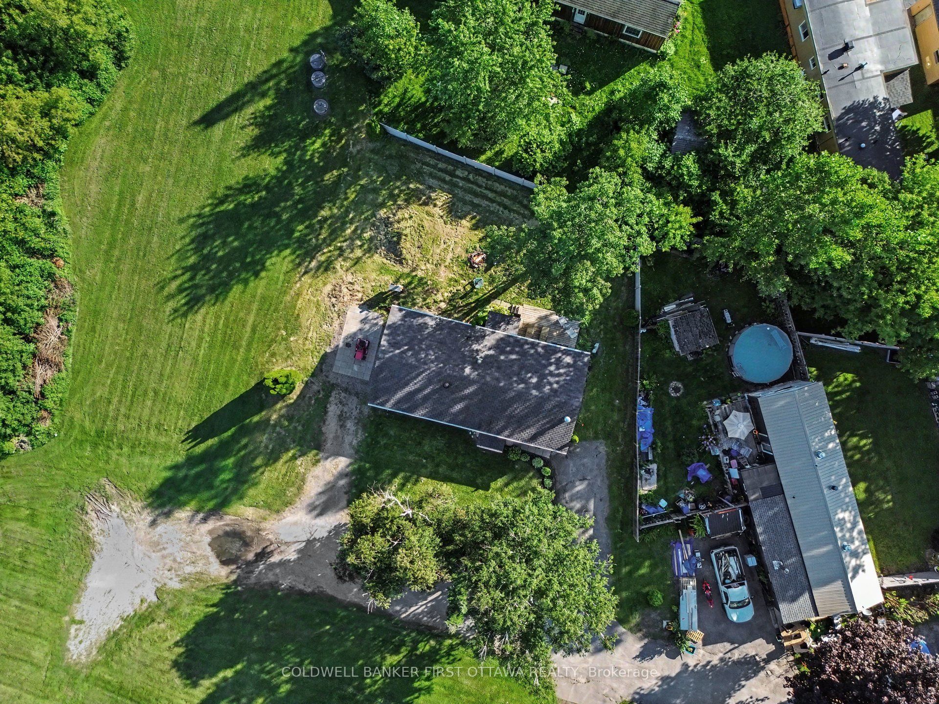 17 Bridle Path Property Photo 32