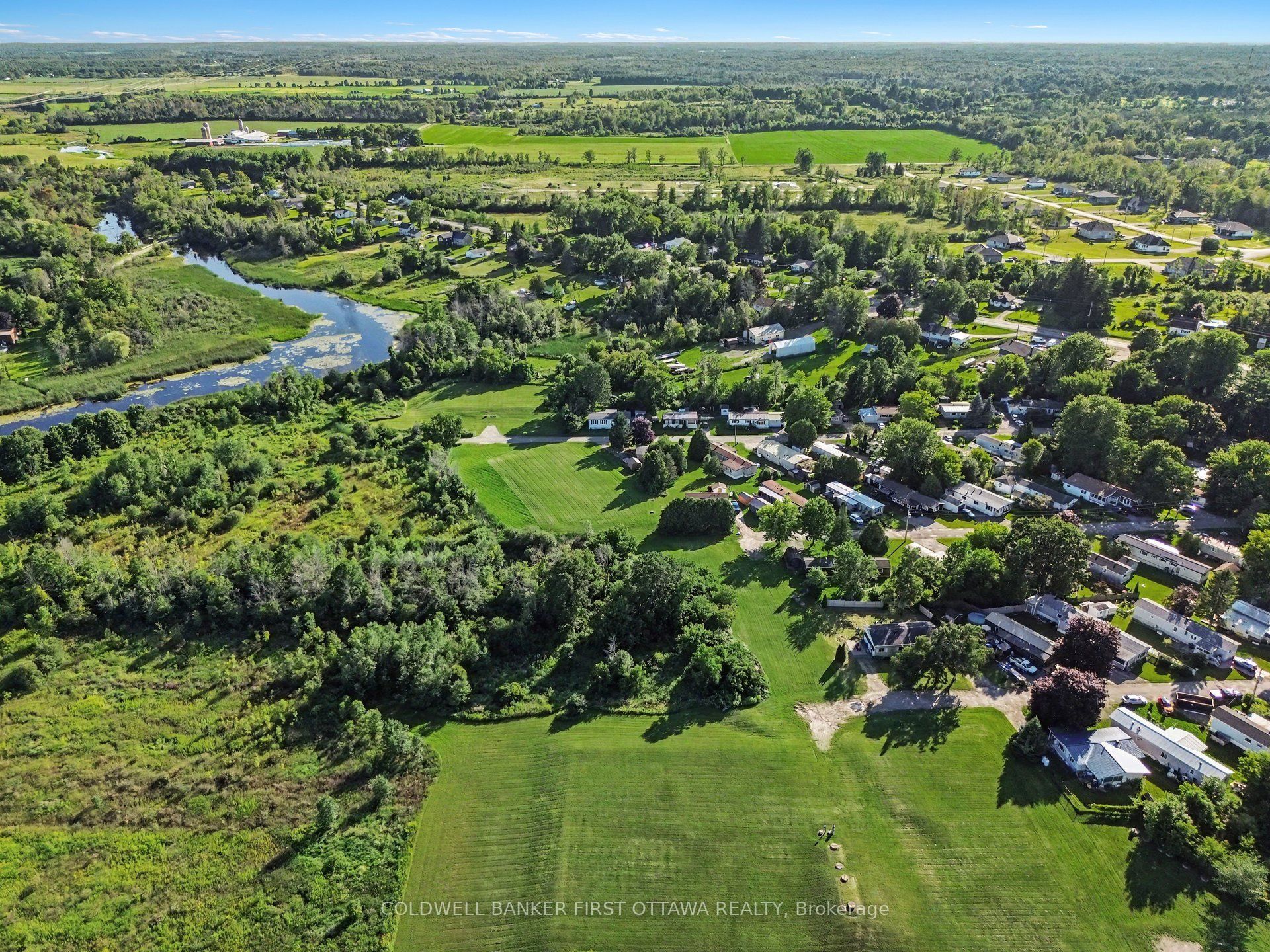 17 Bridle Path Property Photo 35
