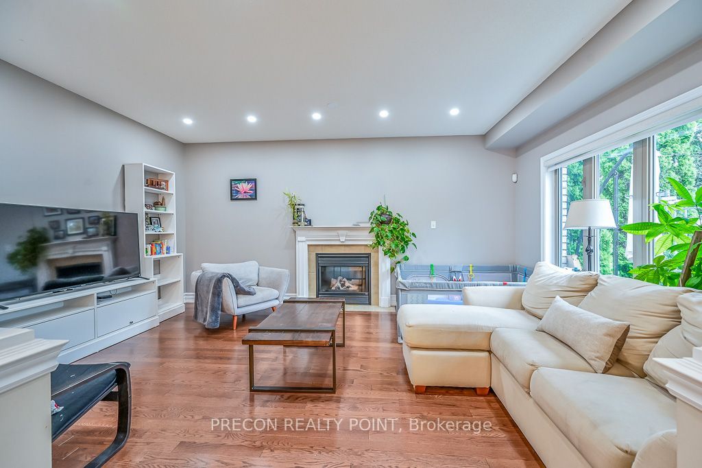 67 Jeffrey Drive Property Photo 12