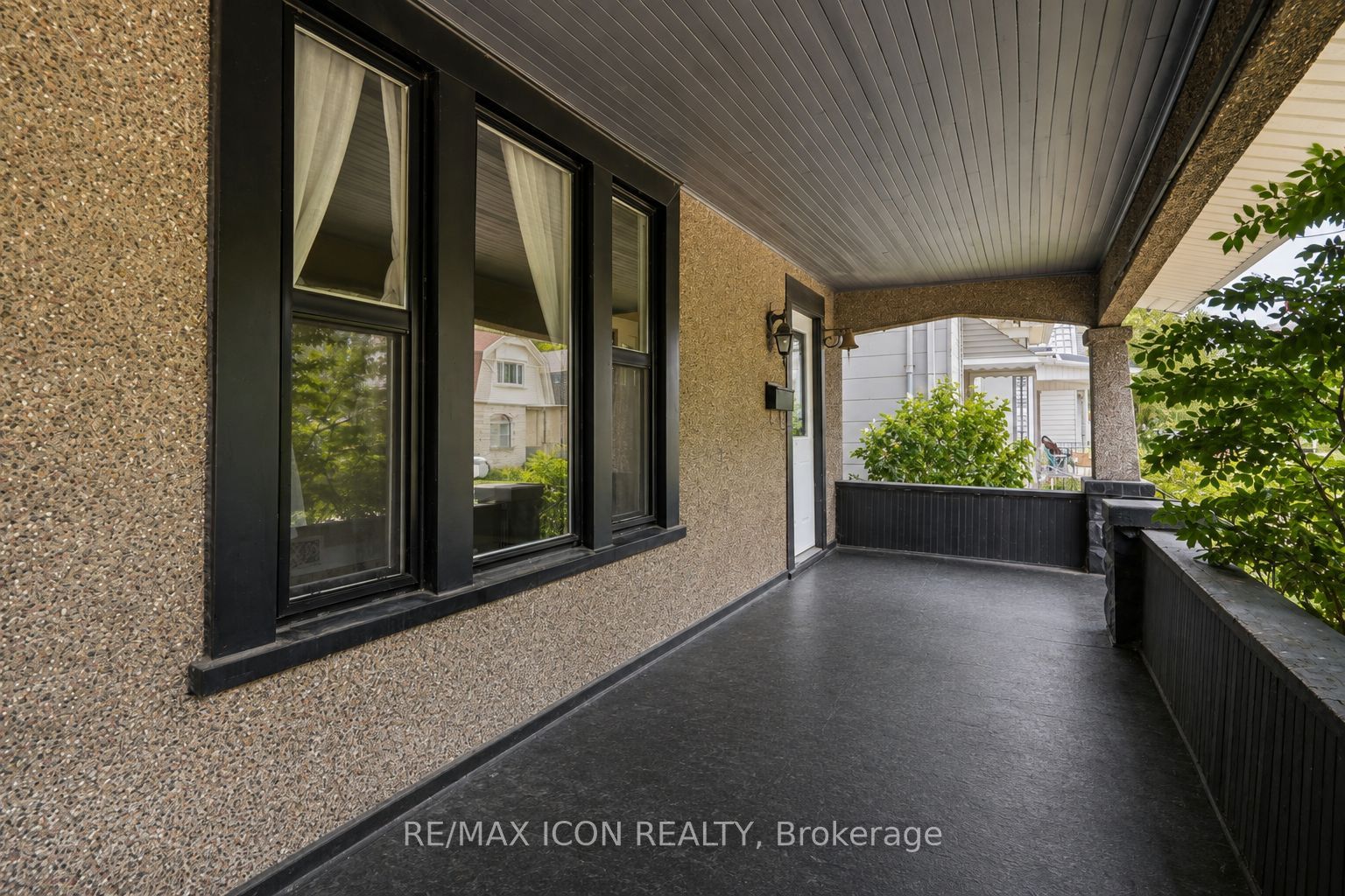 31 Mount Pleasant Avenue Property Photo 3