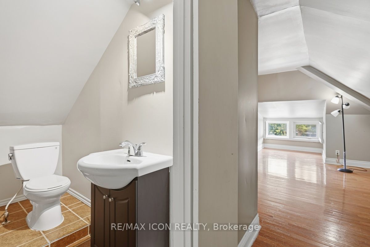 31 Mount Pleasant Avenue Property Photo 27