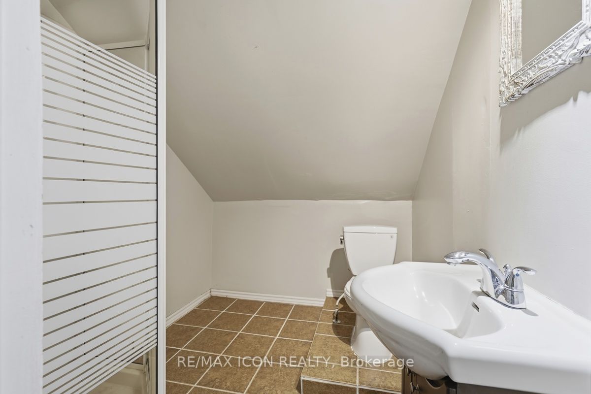 31 Mount Pleasant Avenue Property Photo 28