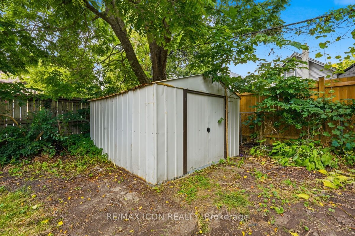 31 Mount Pleasant Avenue Property Photo 39