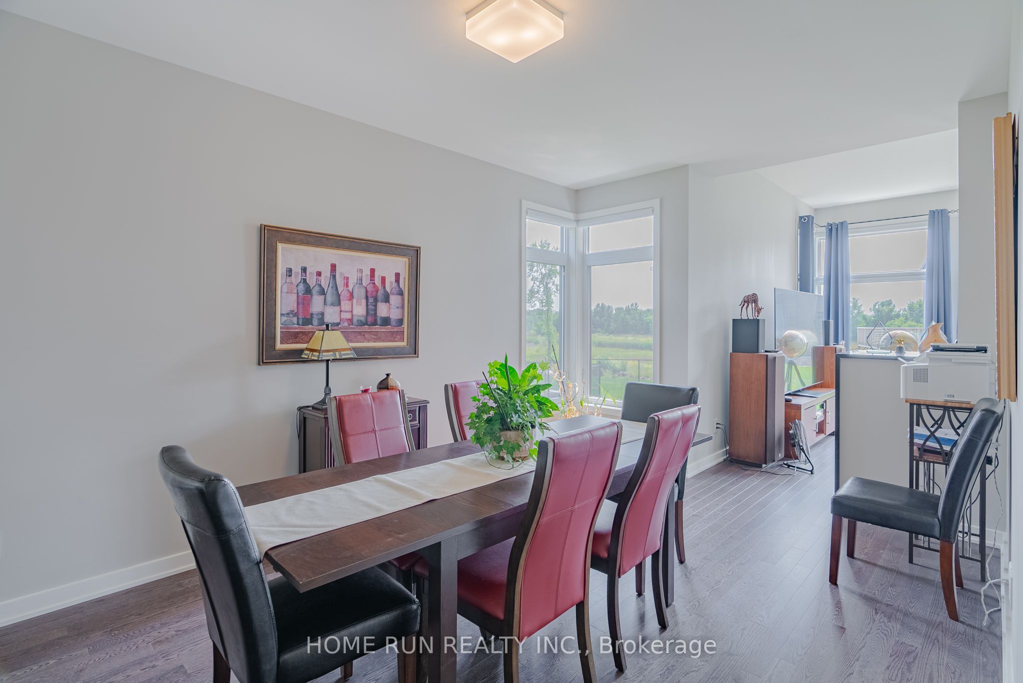 451 Longworth Avenue Property Photo 20