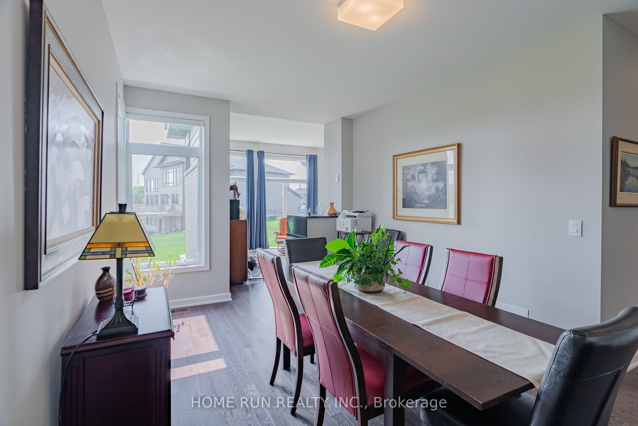 451 Longworth Avenue Property Photo 21