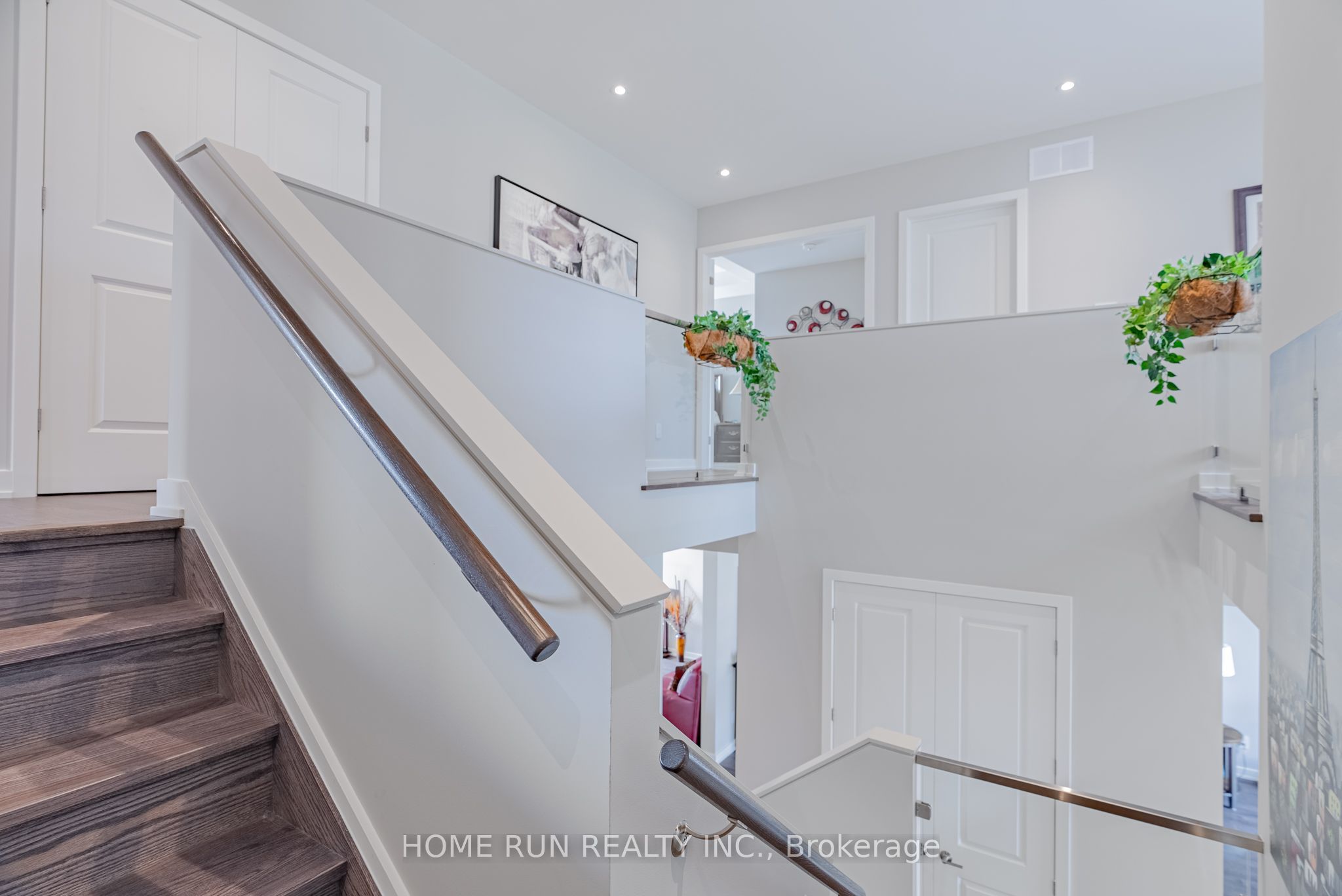 451 Longworth Avenue Property Photo 26