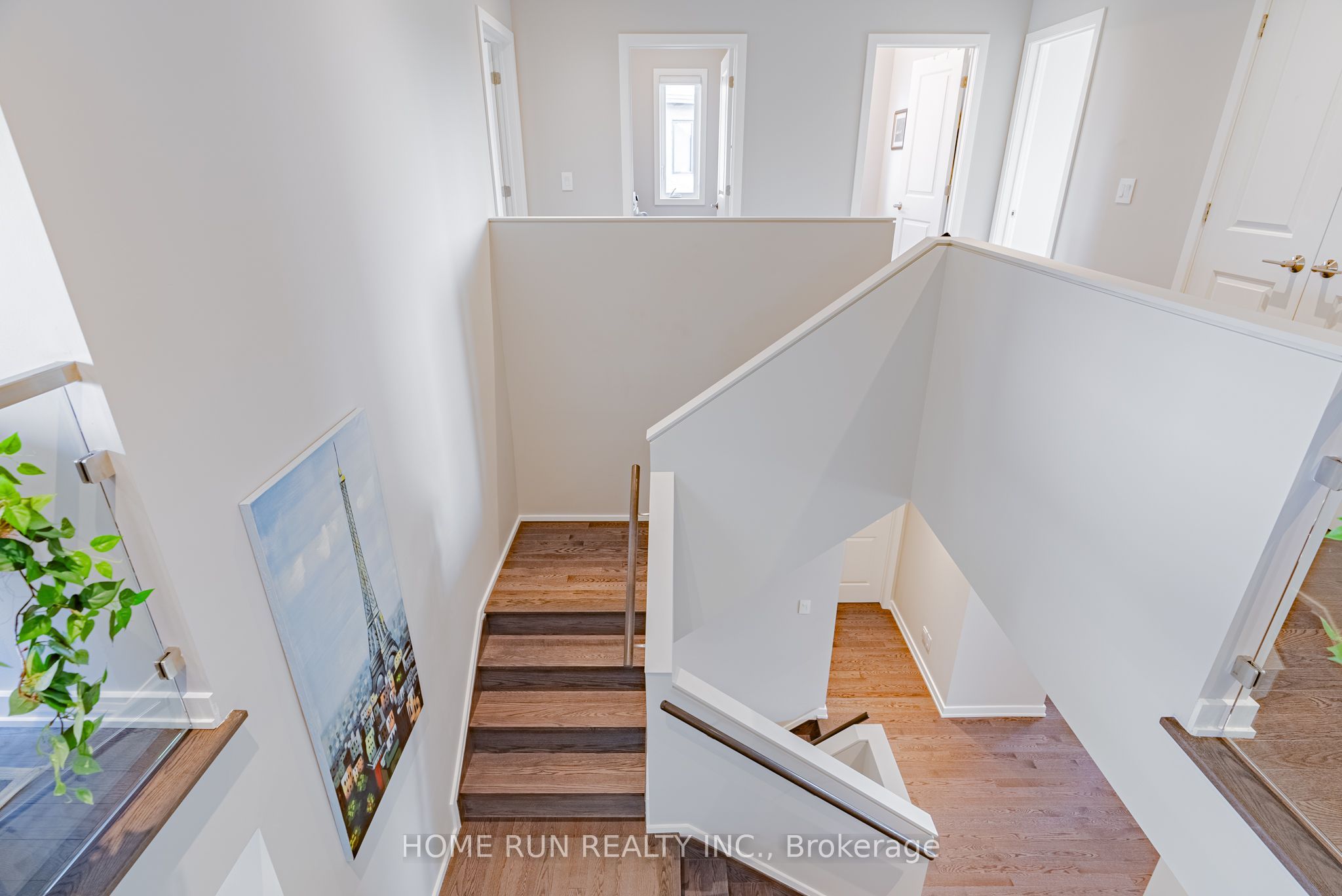 451 Longworth Avenue Property Photo 28