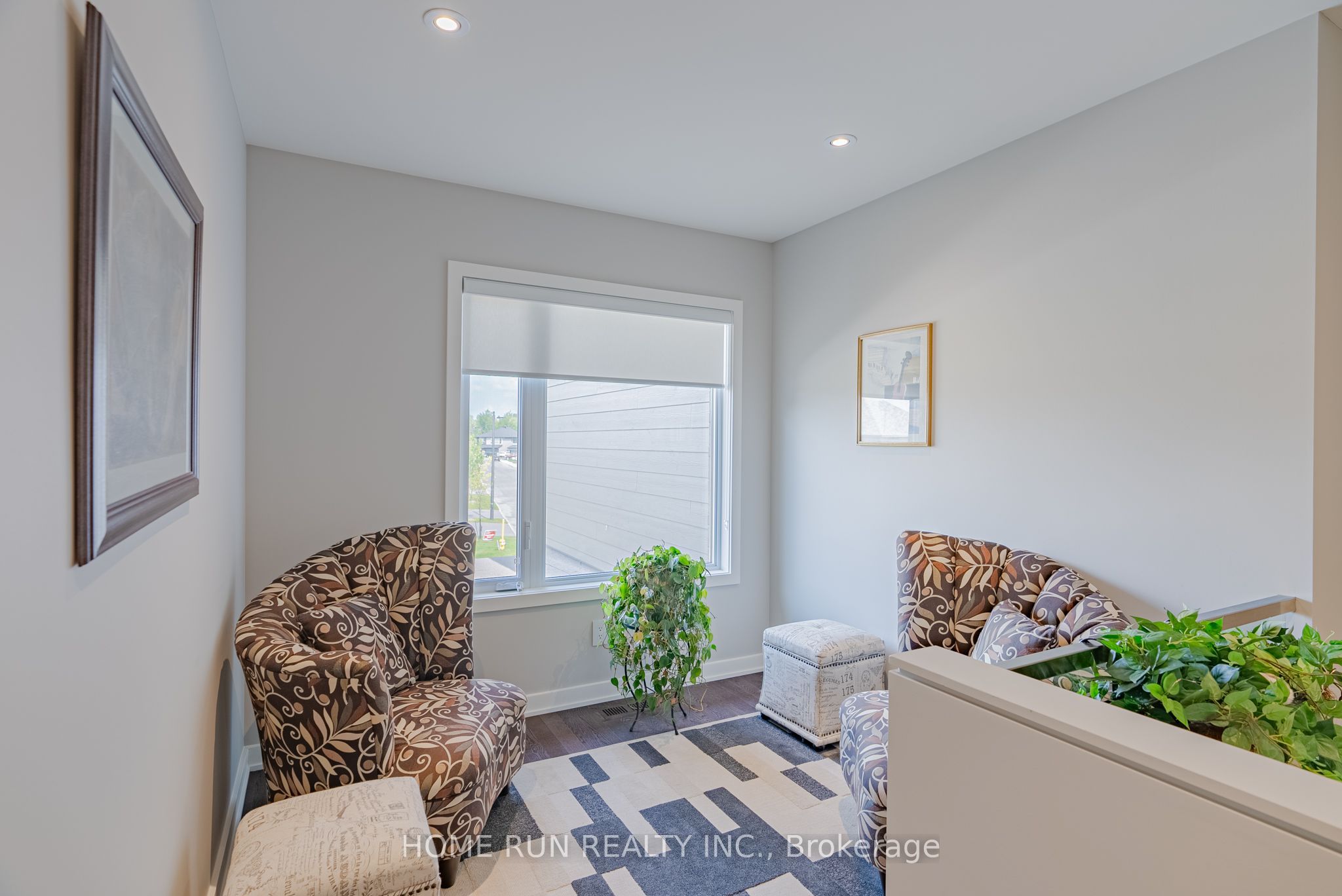 451 Longworth Avenue Property Photo 31