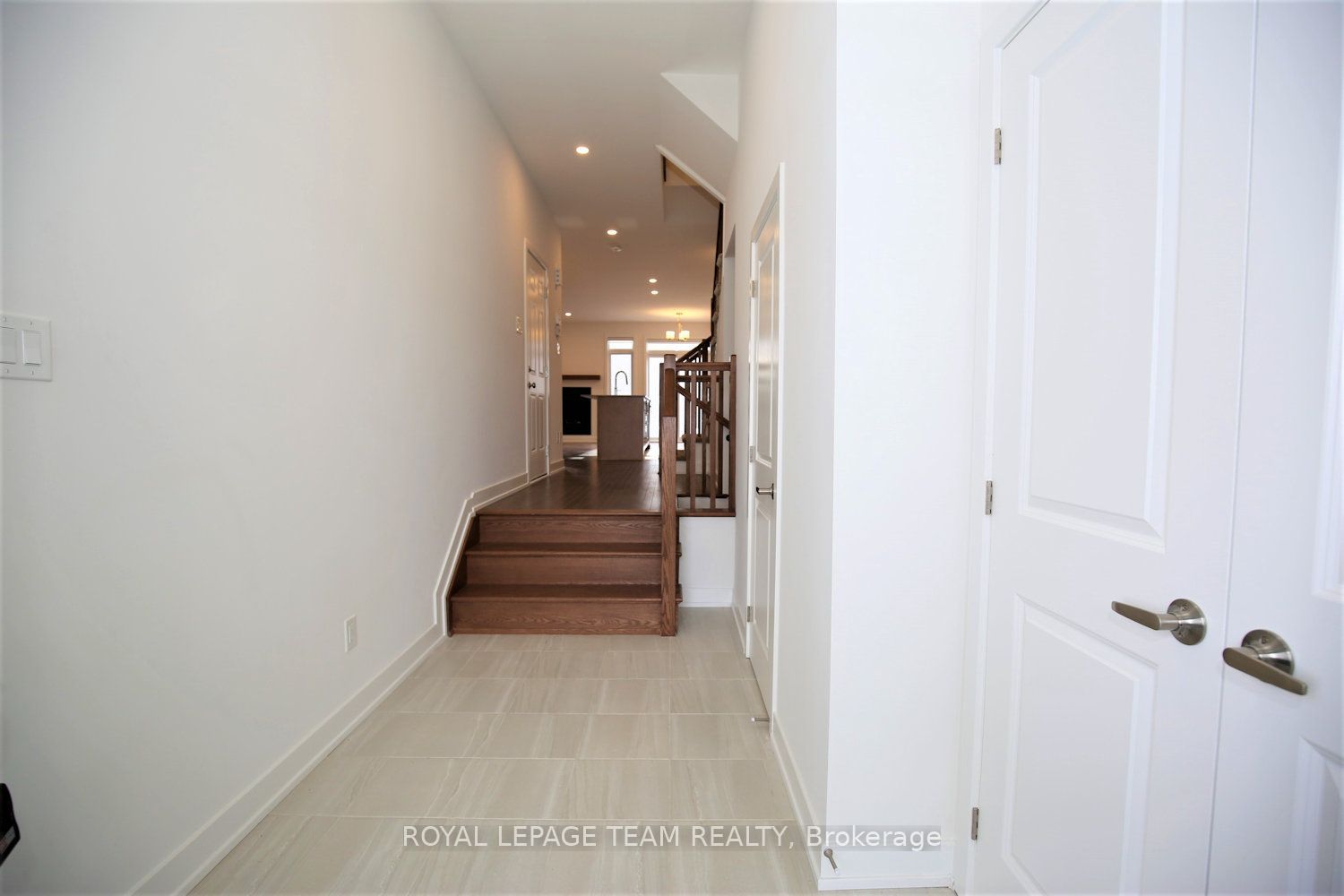 258 Monticello Avenue Property Photo 8